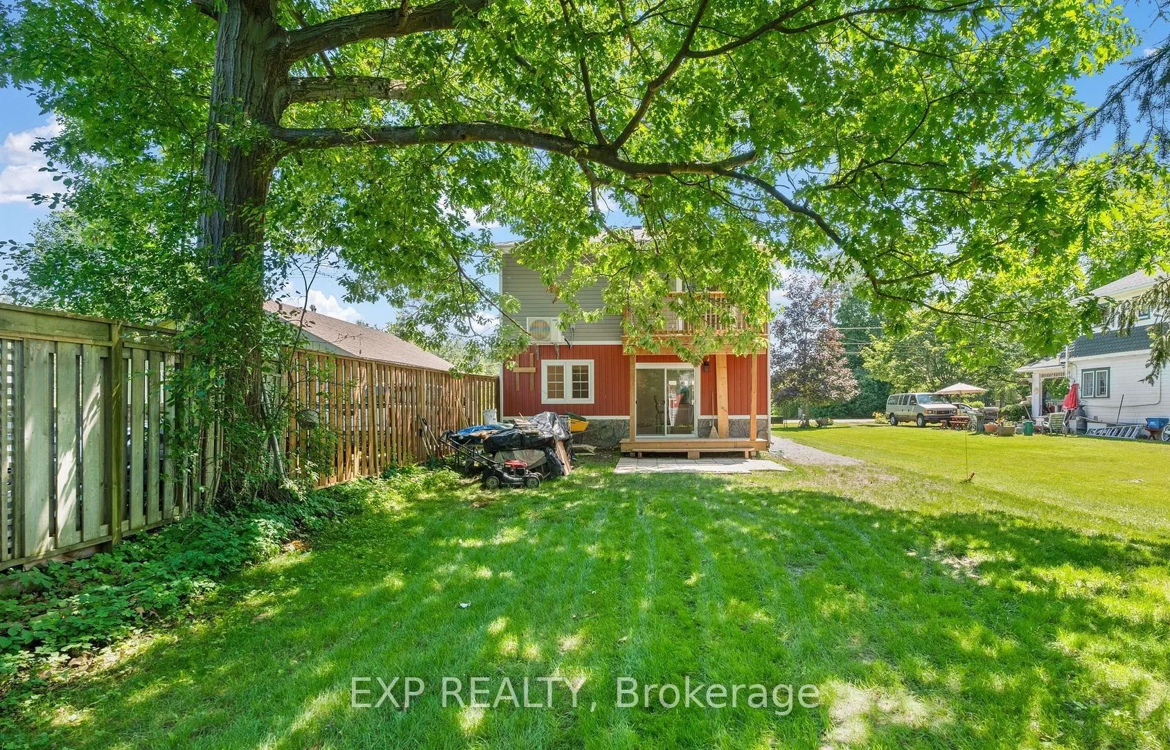 3054 Thunder Bay Road