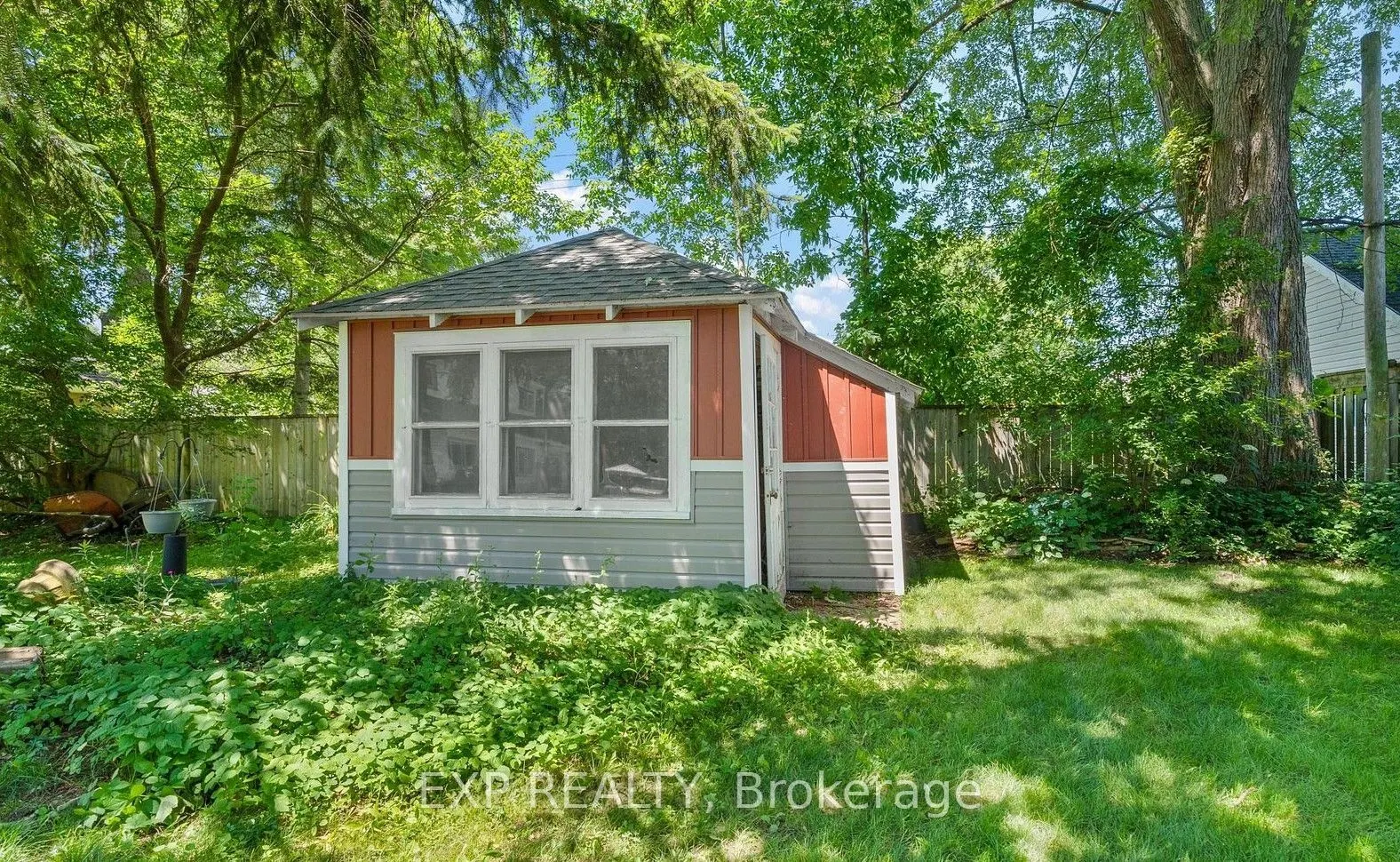 3054 Thunder Bay Road
