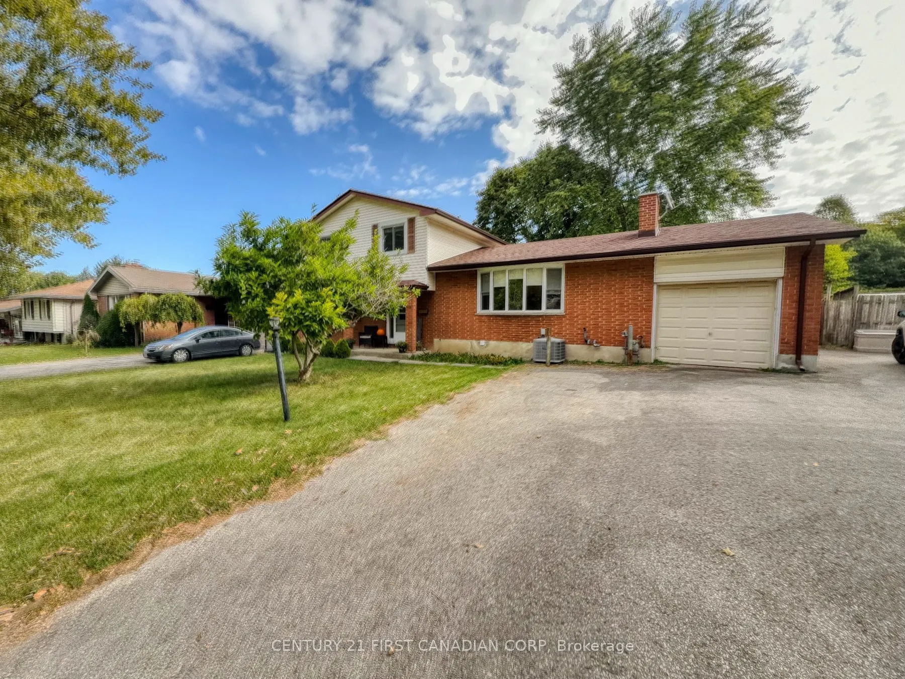 628 Viscount Road