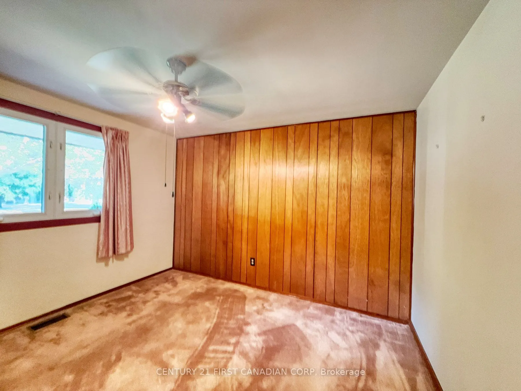 628 Viscount Road