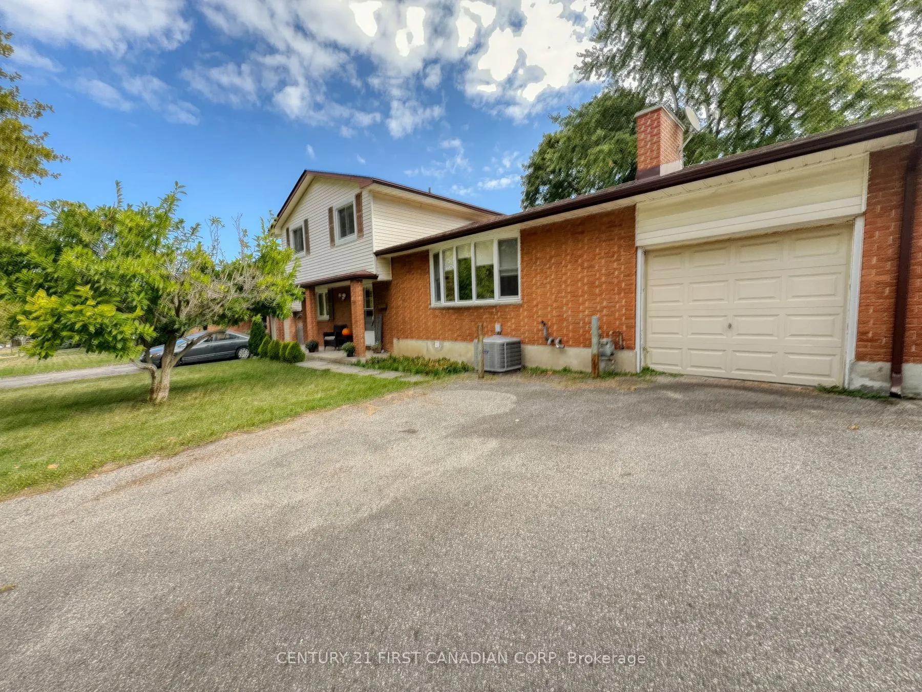628 Viscount Road