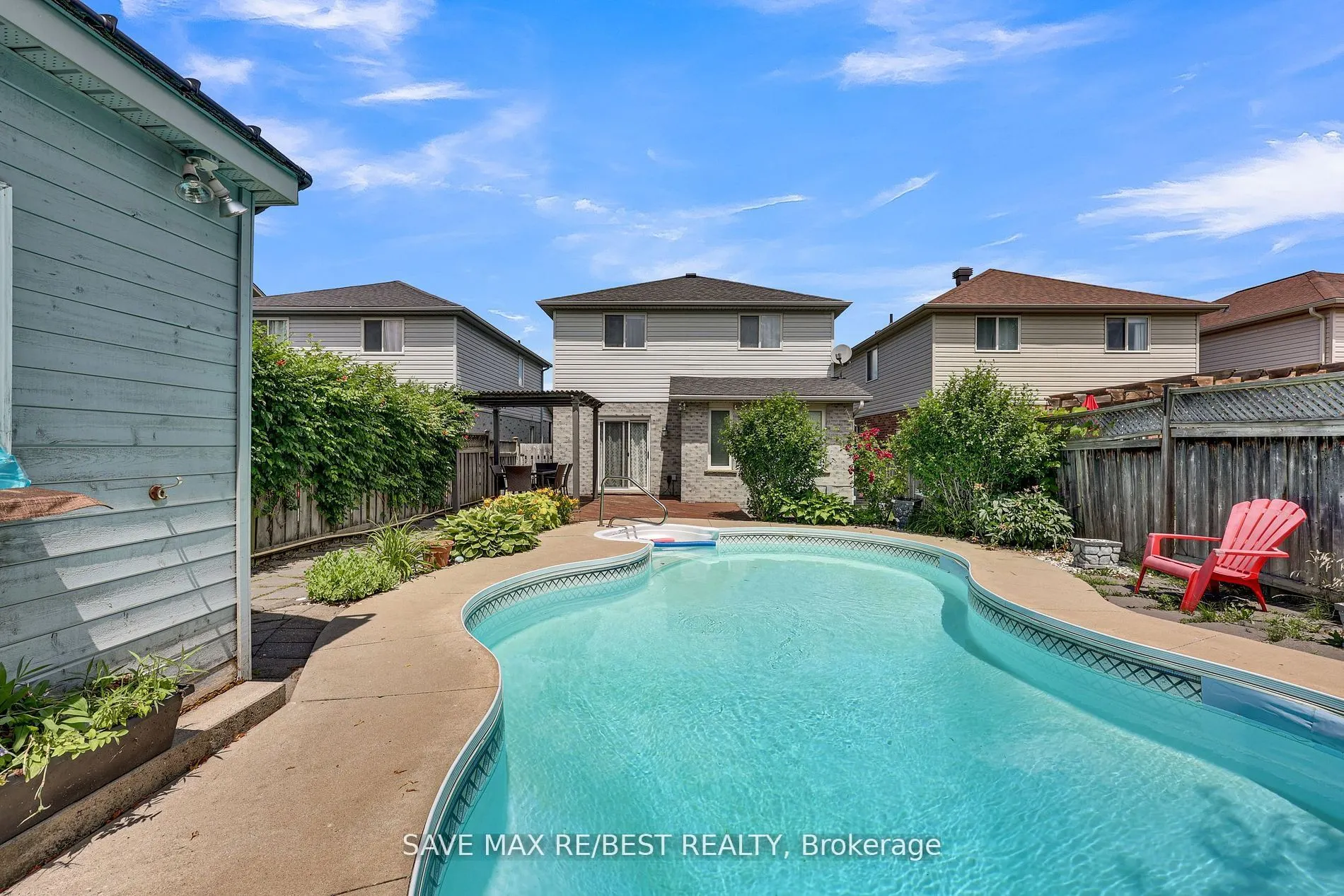 1143 BLACKMAPLE Drive