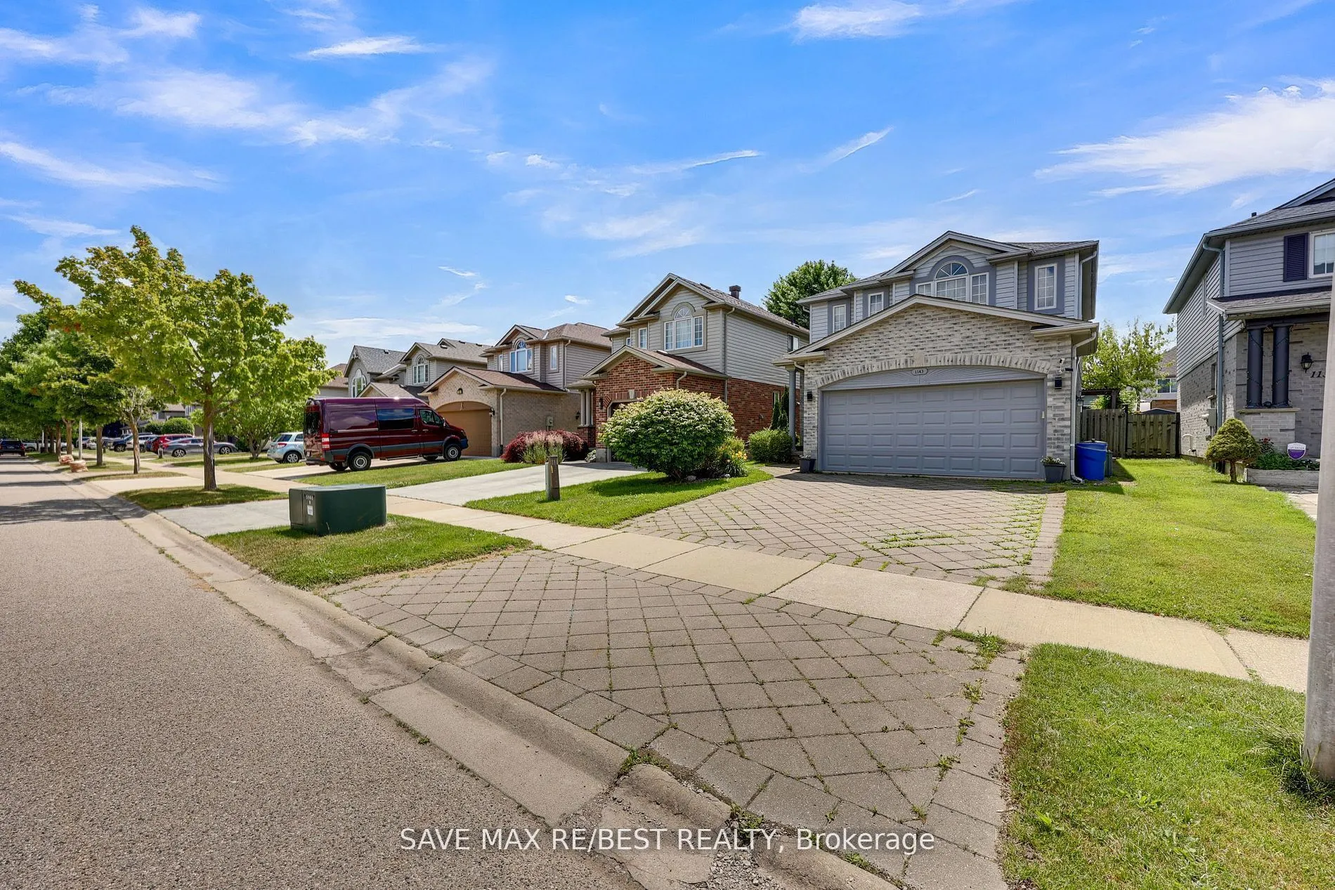 1143 BLACKMAPLE Drive