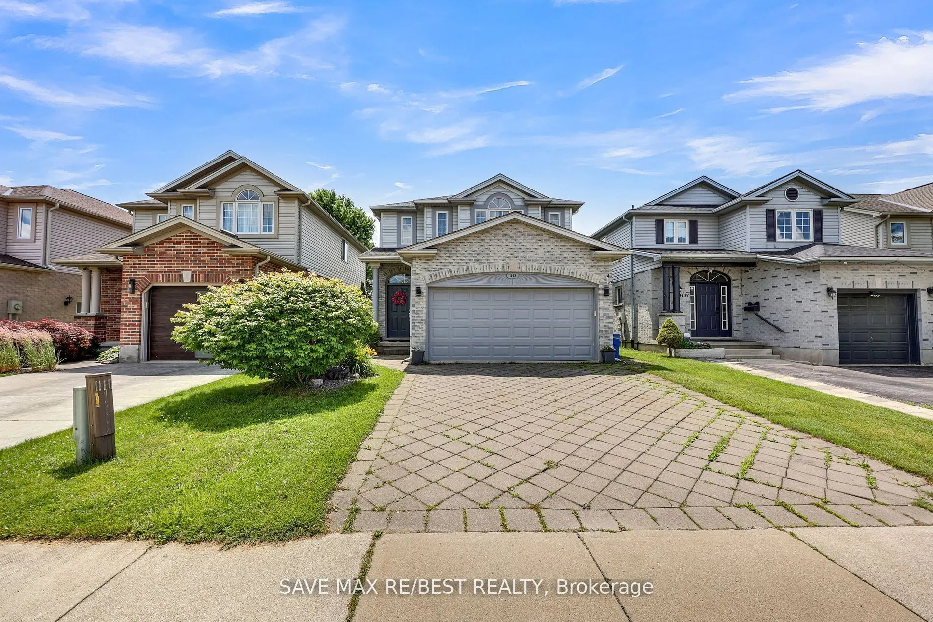 1143 BLACKMAPLE Drive