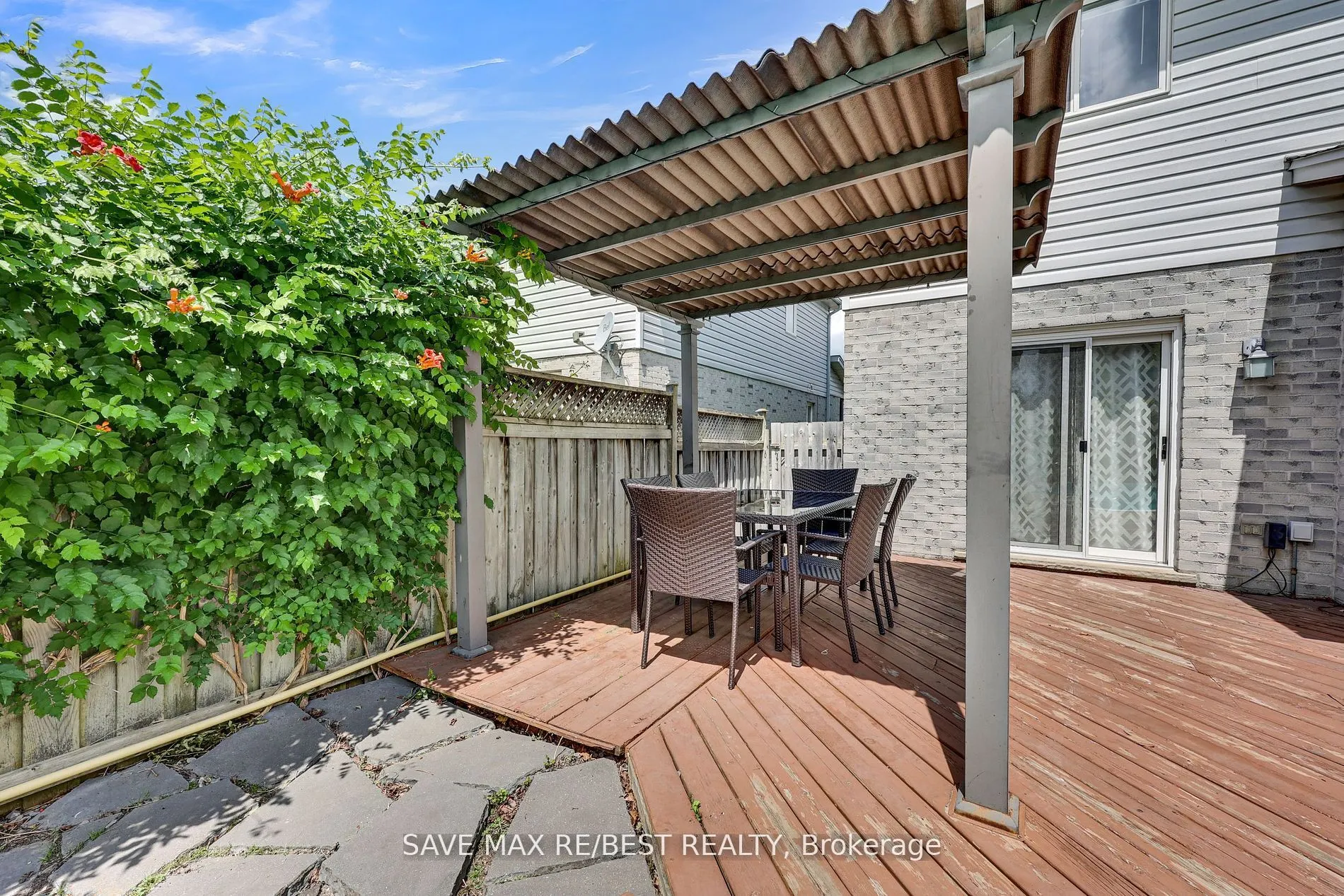 1143 BLACKMAPLE Drive