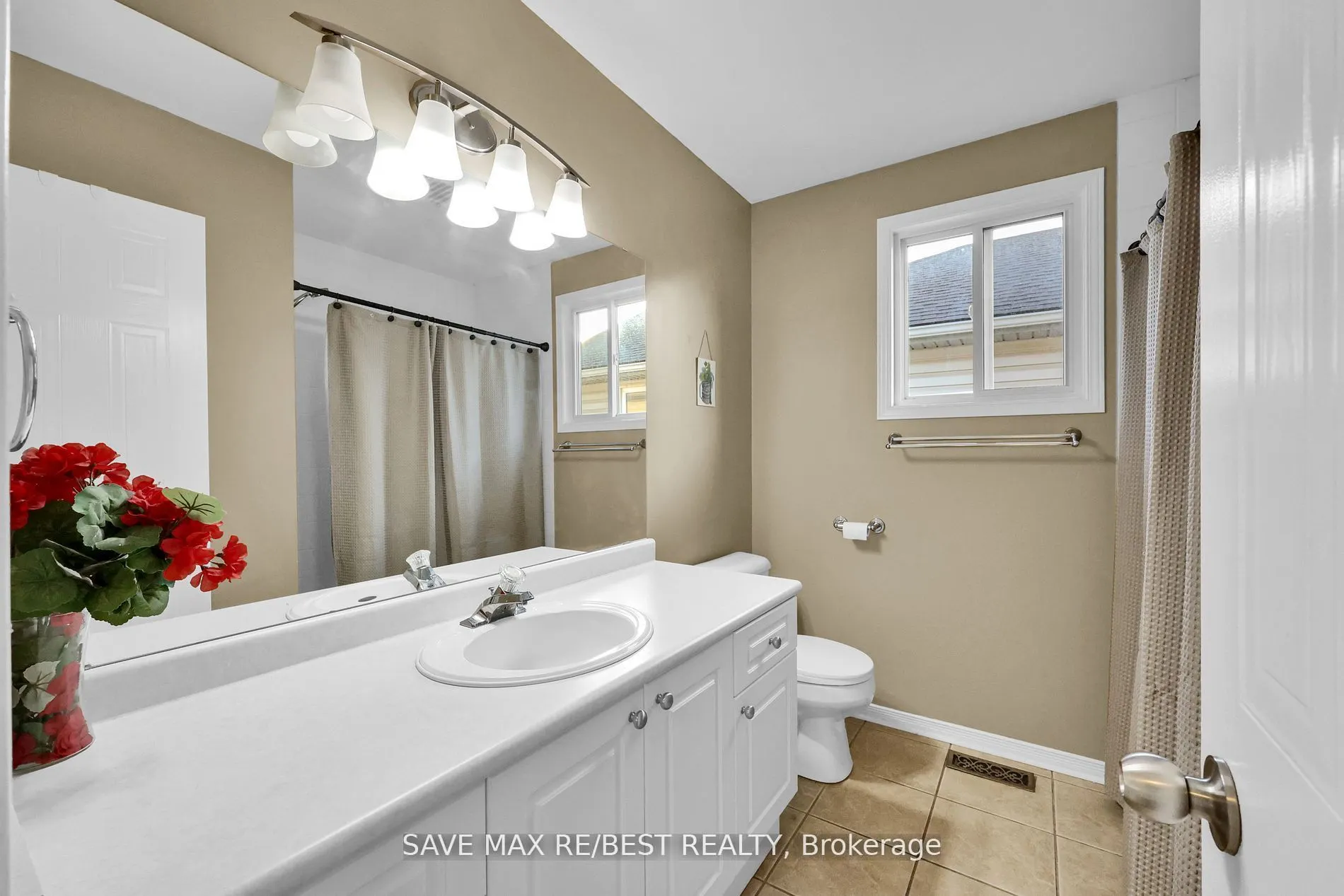 1143 BLACKMAPLE Drive