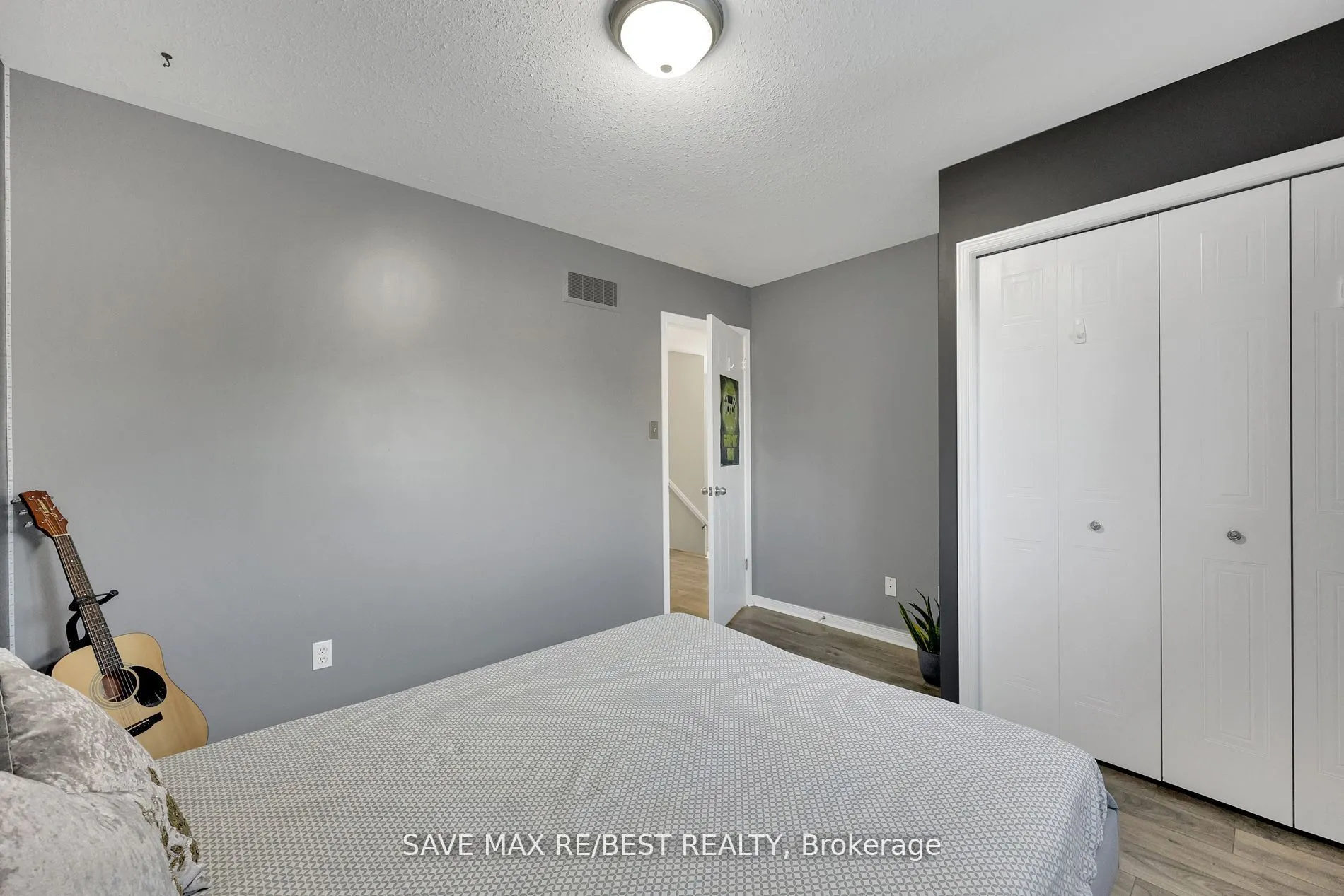 1143 BLACKMAPLE Drive
