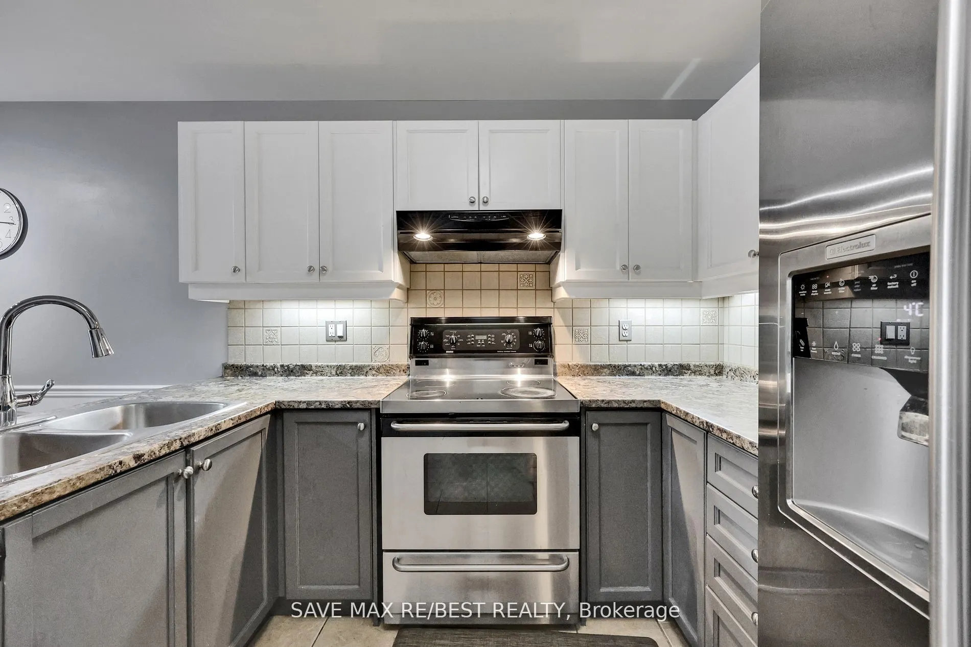 1143 BLACKMAPLE Drive