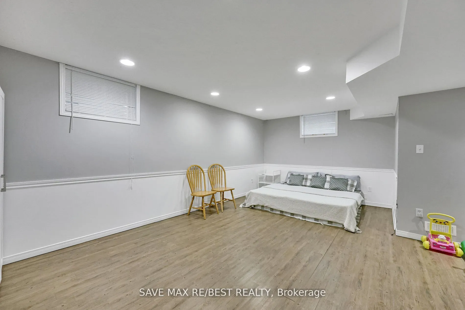 1143 BLACKMAPLE Drive