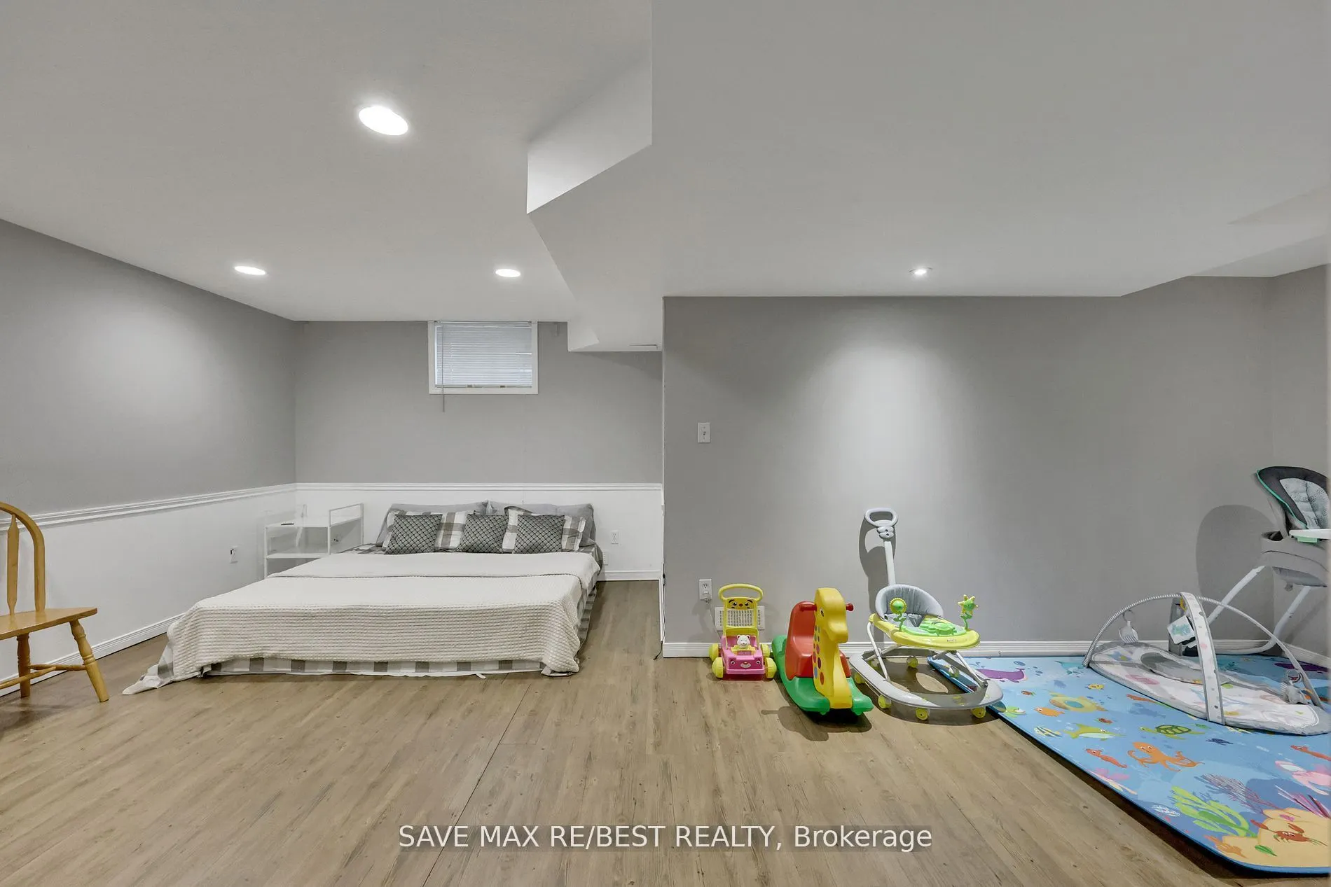1143 BLACKMAPLE Drive