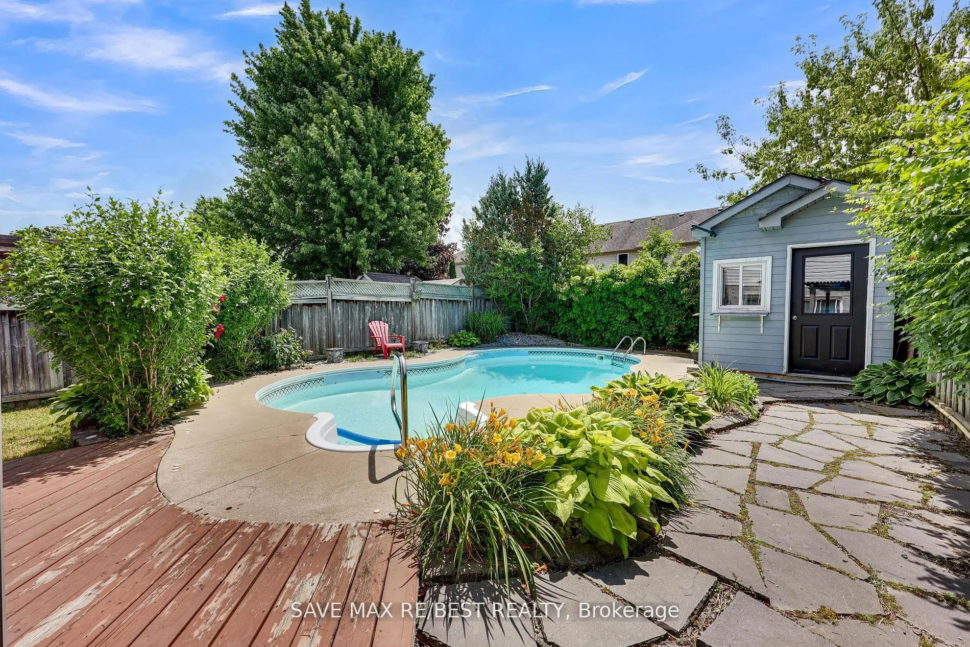 1143 BLACKMAPLE Drive