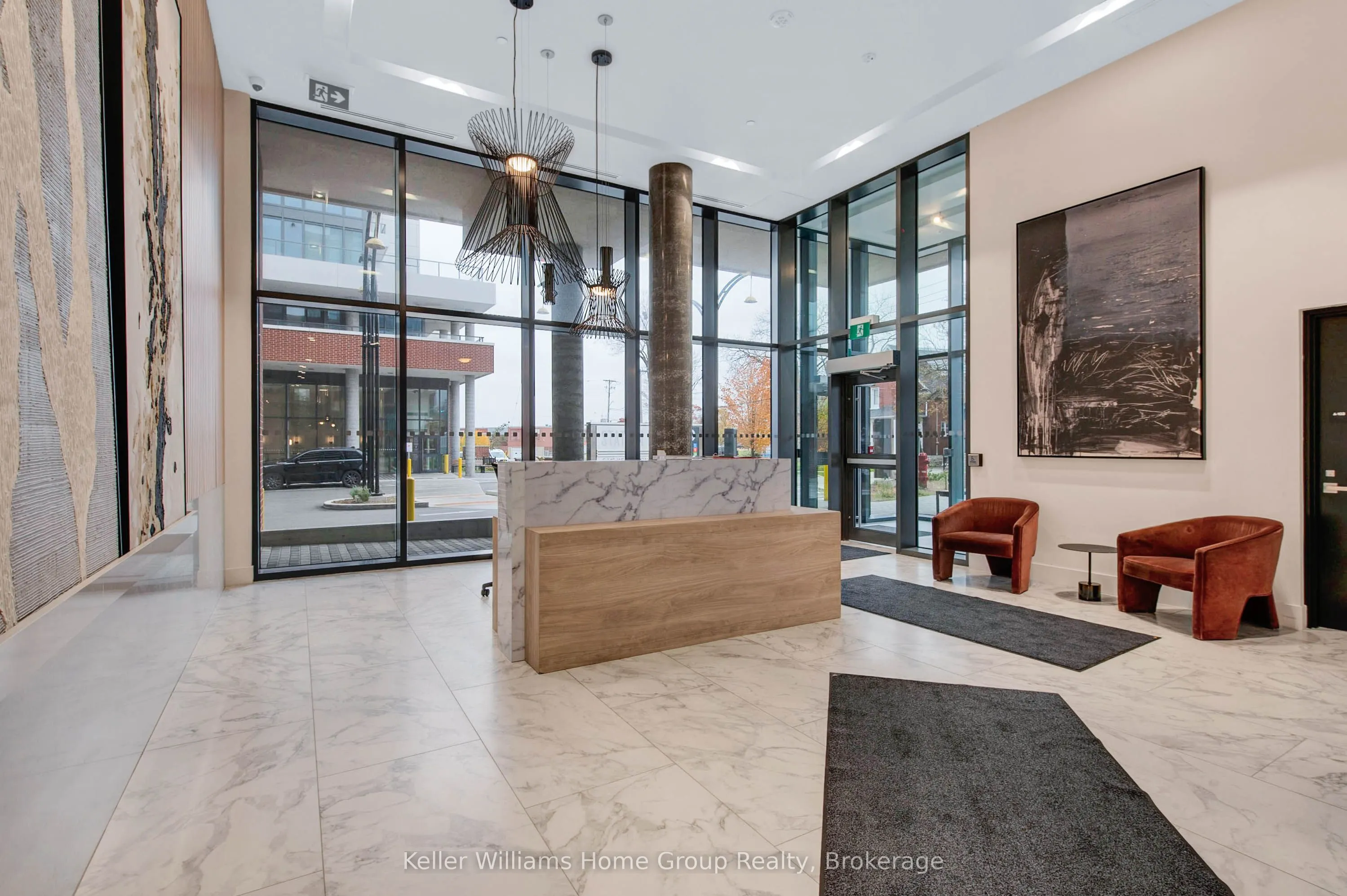 5 Wellington Street S, #208