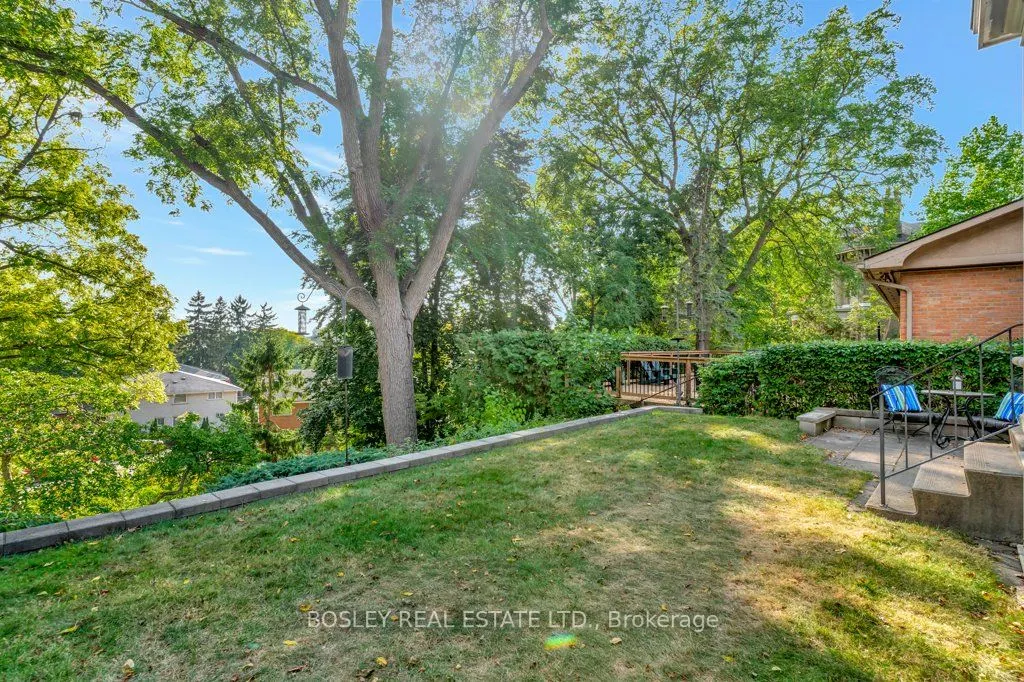 30 Lorne Crescent