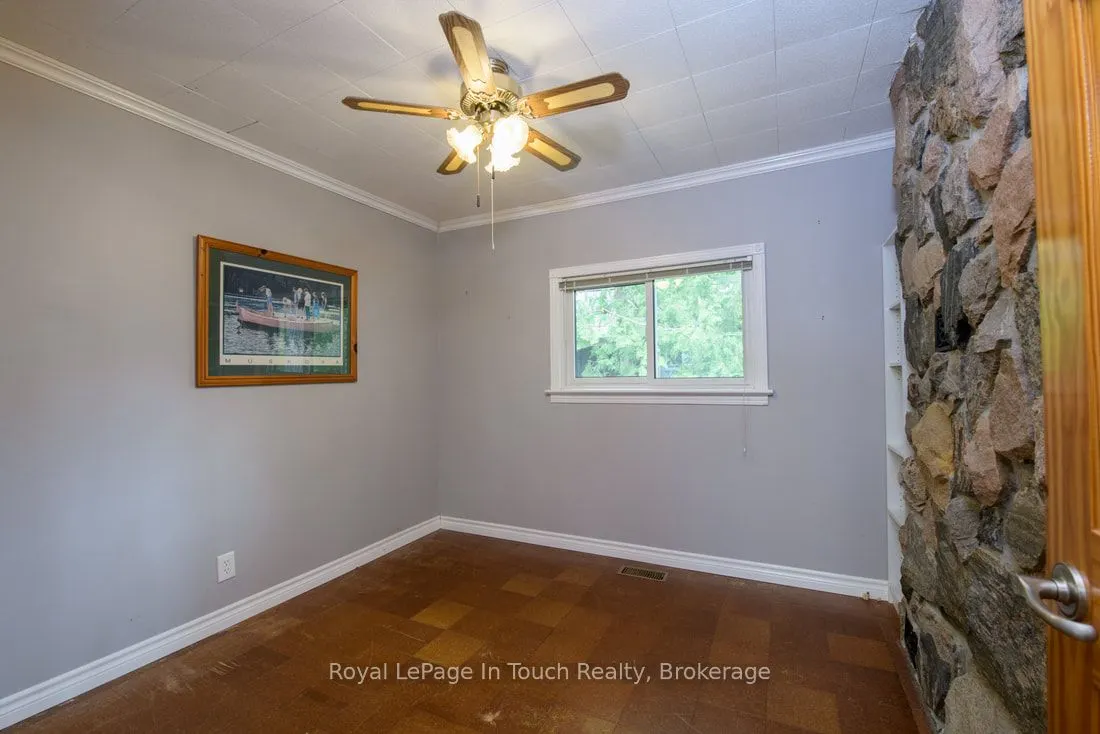 211 Pickerel Point Road