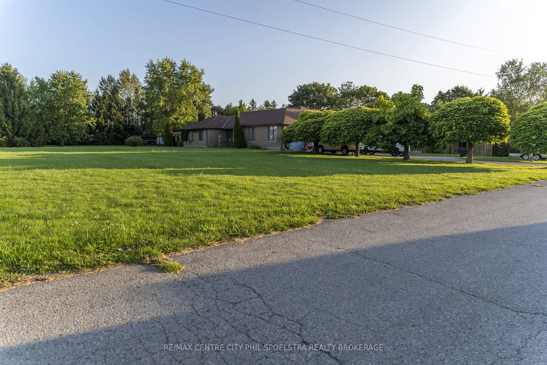 5619 Colonel Talbot Road