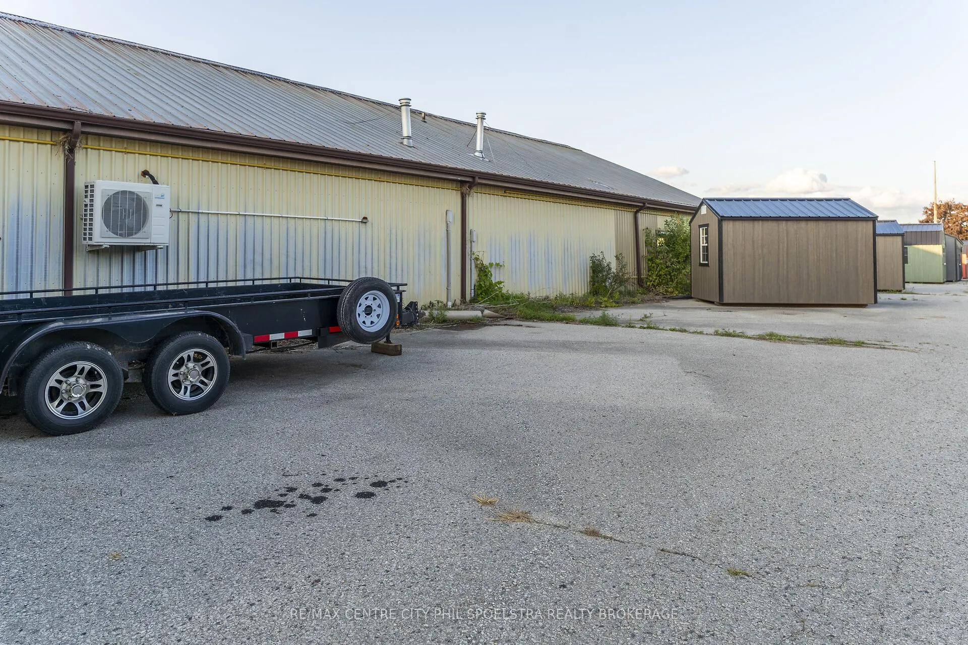 5619 Colonel Talbot Road
