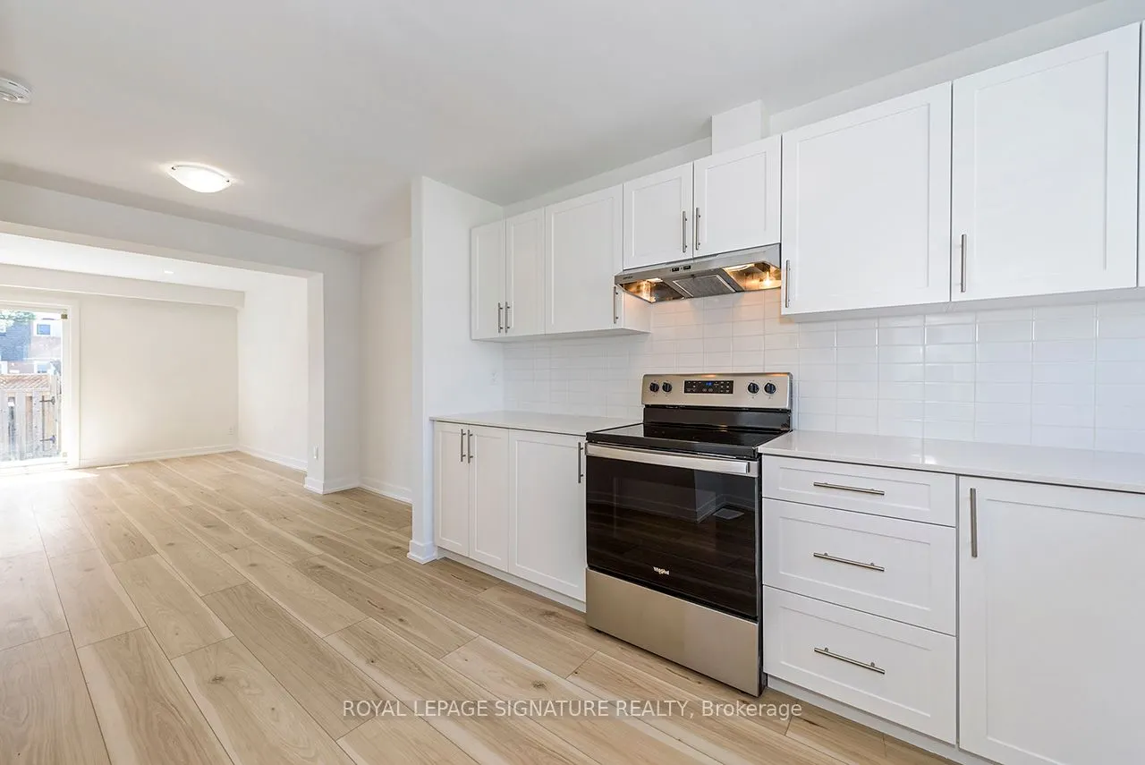 20 Anna Capri Drive, #8
