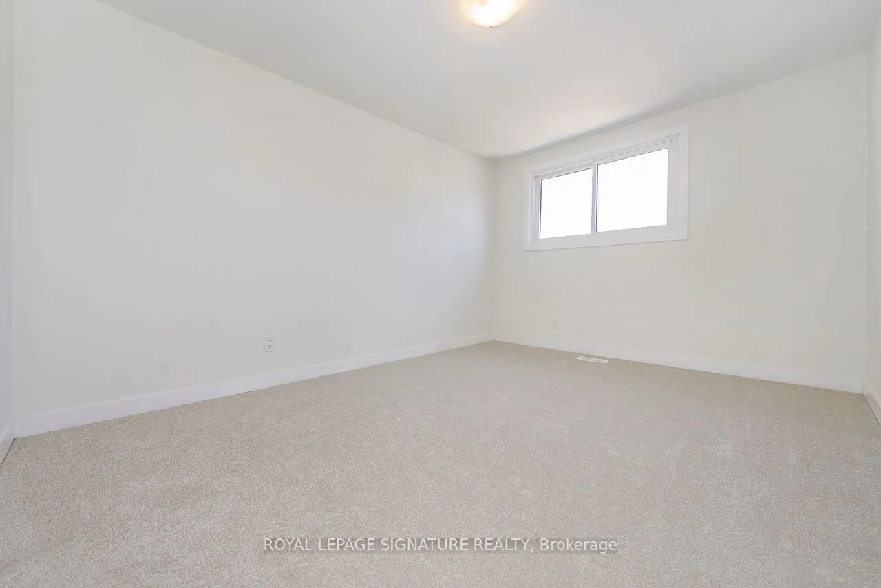 20 Anna Capri Drive, #8