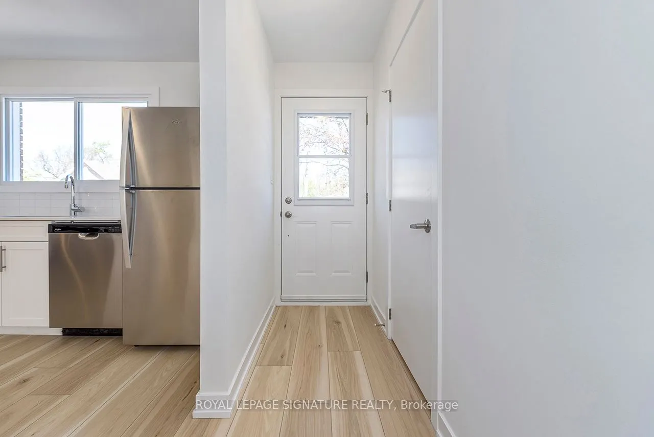 20 Anna Capri Drive, #8
