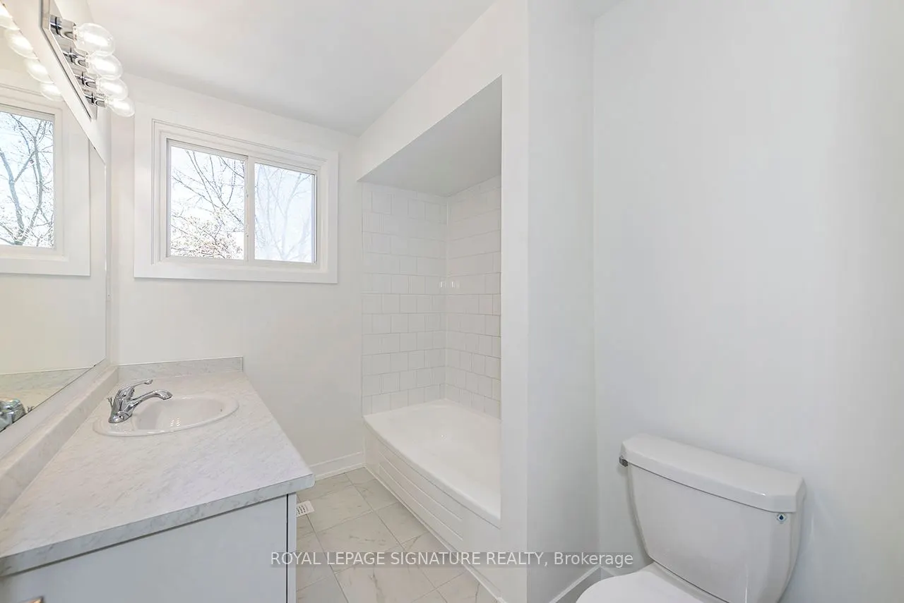 20 Anna Capri Drive, #8