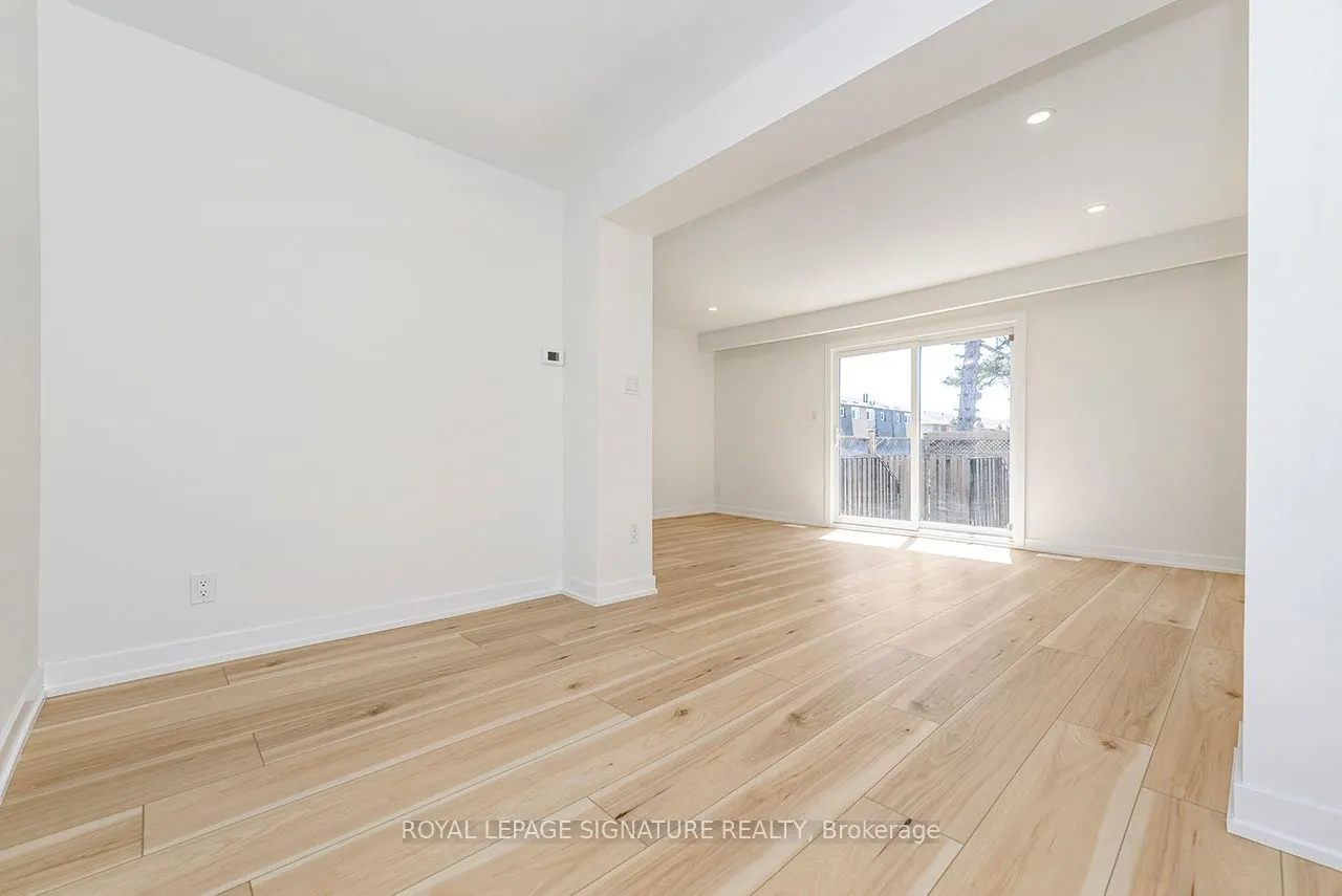 20 Anna Capri Drive, #8