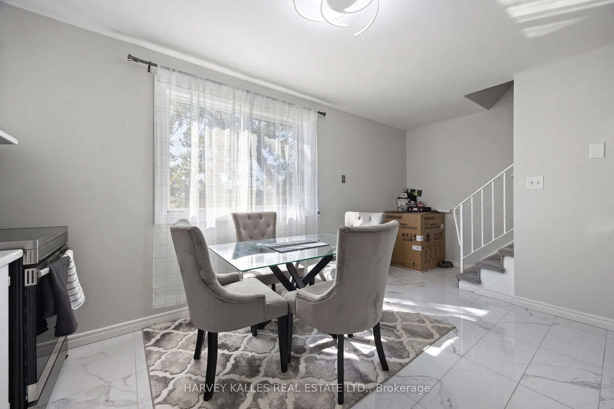 135 Chalmers Street S, #23