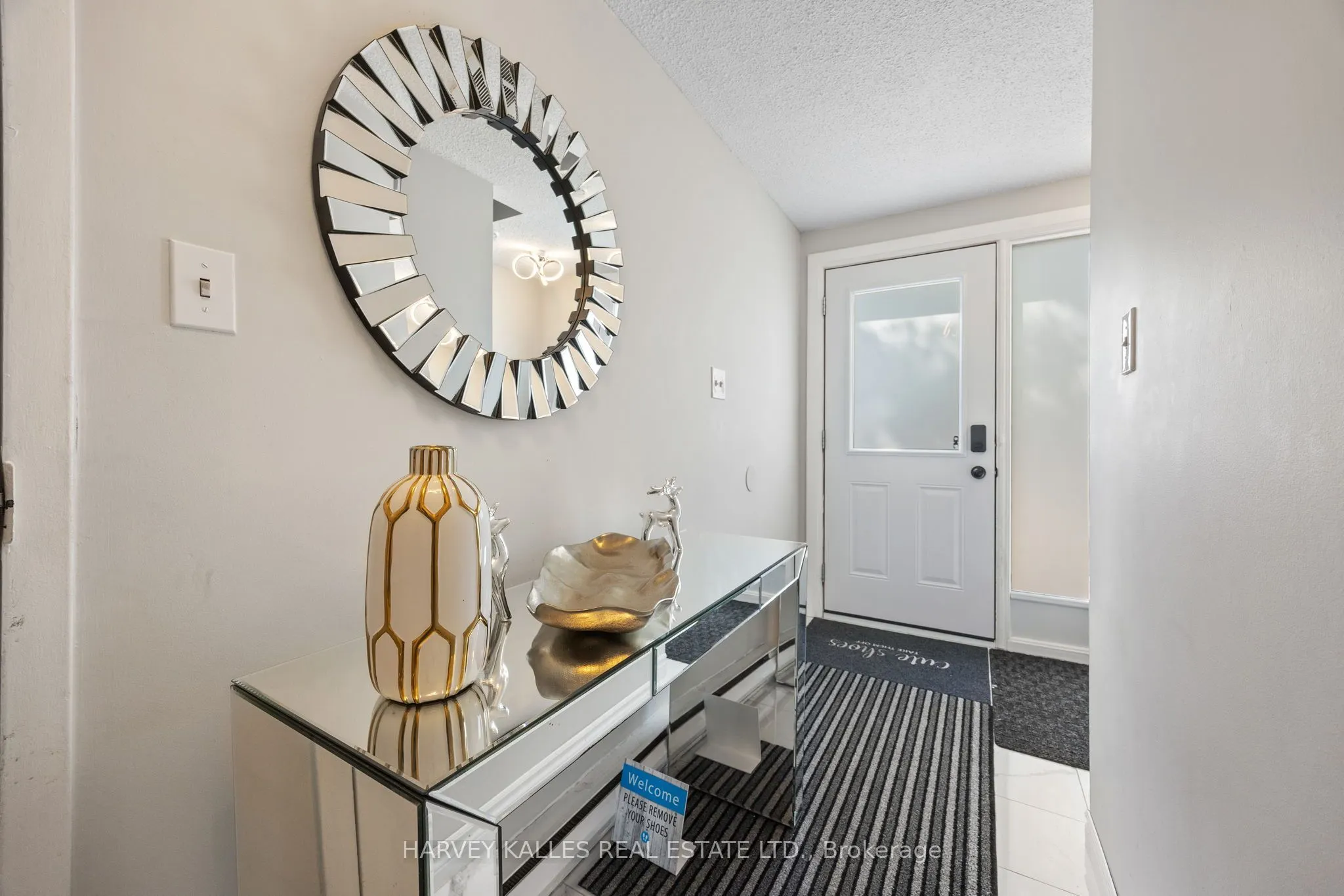 135 Chalmers Street S, #23