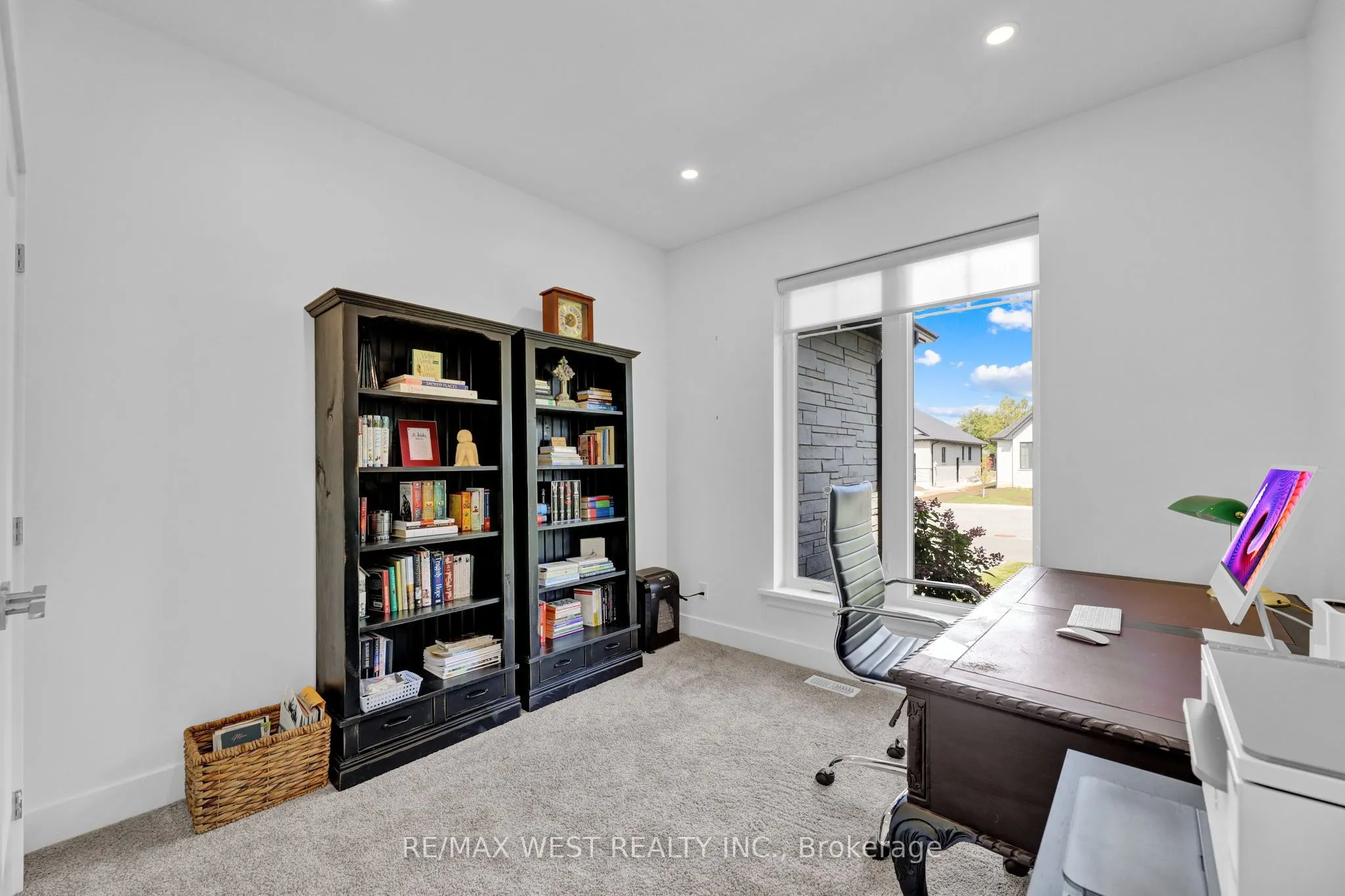 15 CORNWELL Crescent