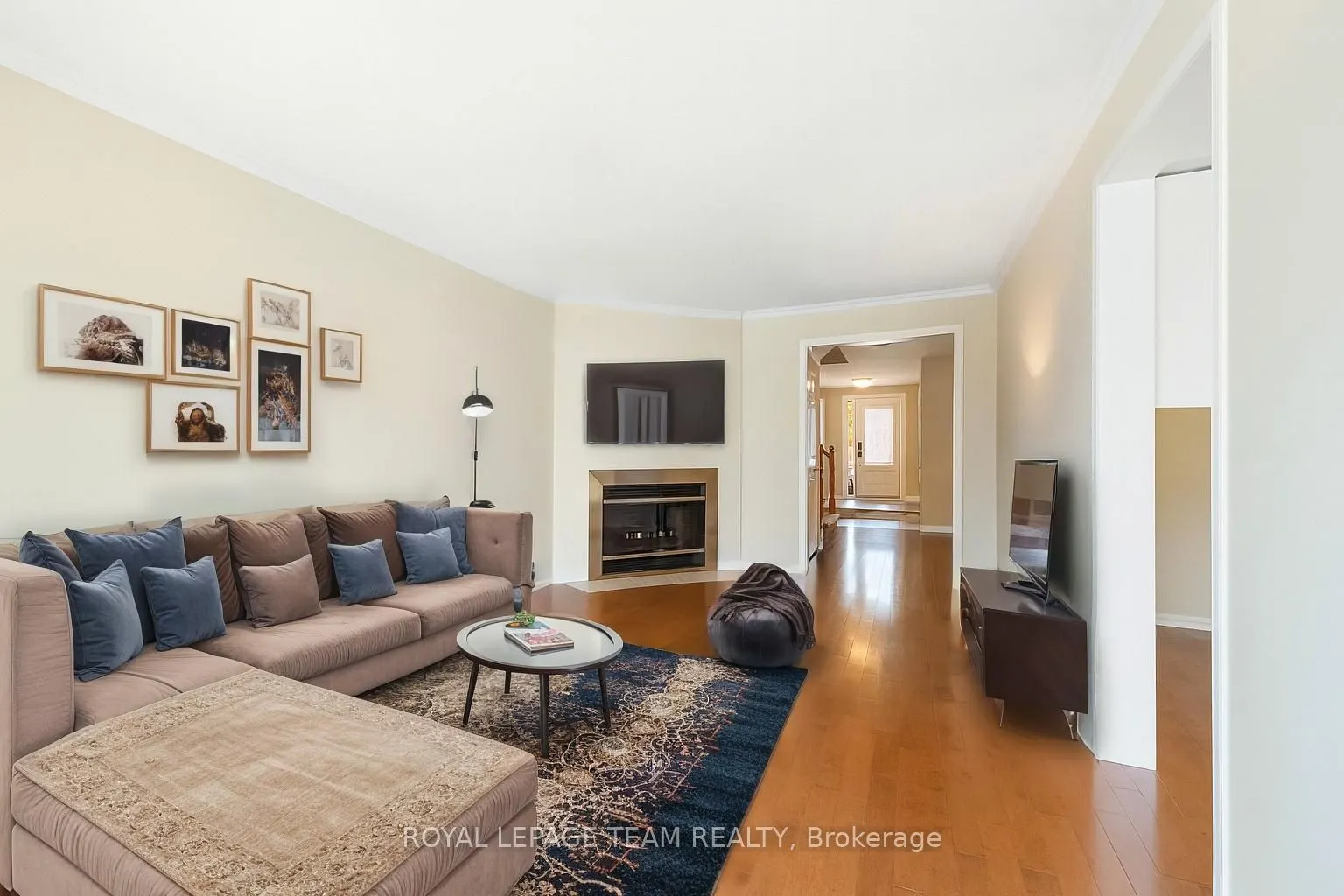 88 Waterton Crescent