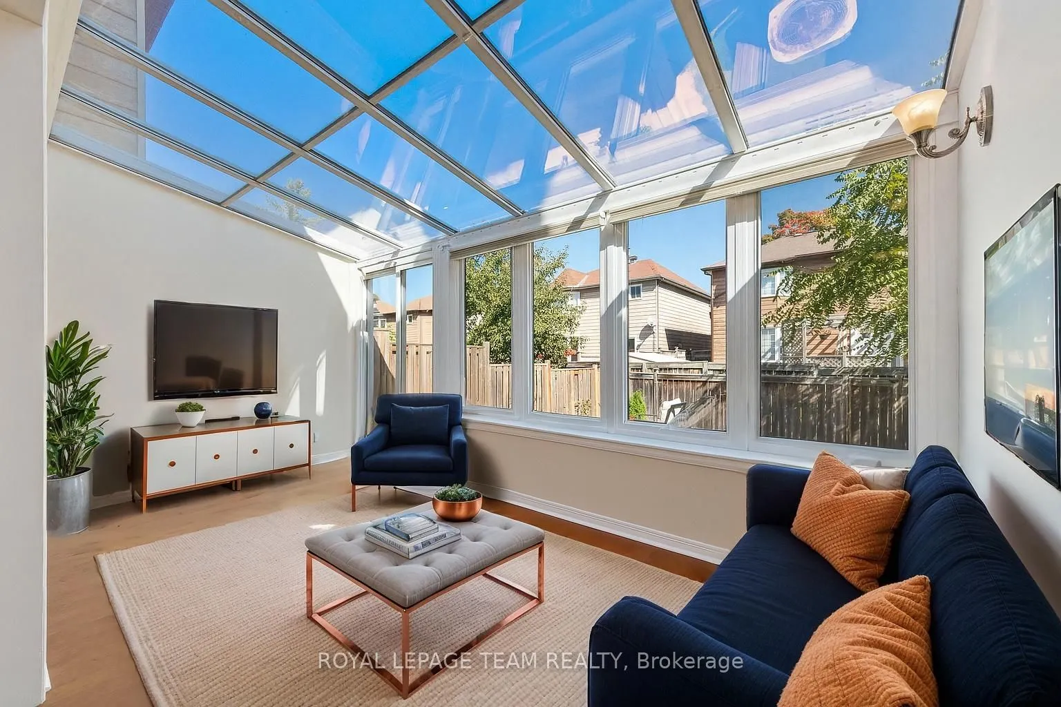 88 Waterton Crescent