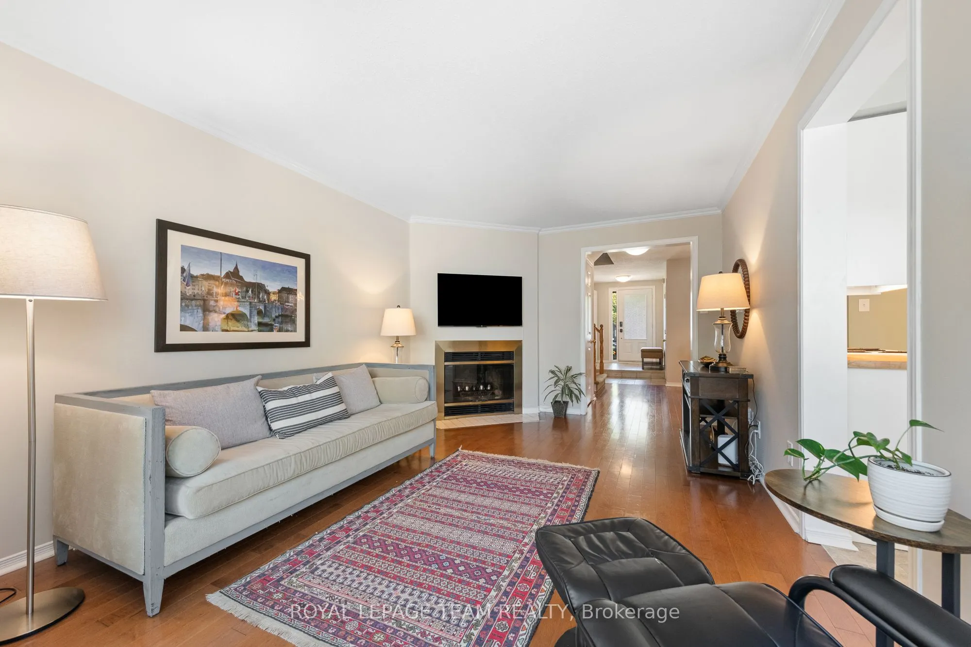 88 Waterton Crescent