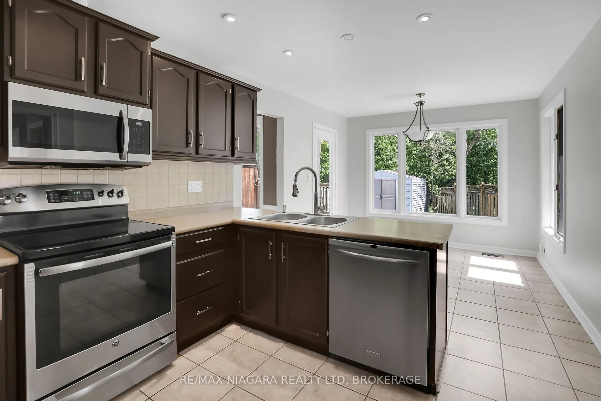 5993 Crimson Drive