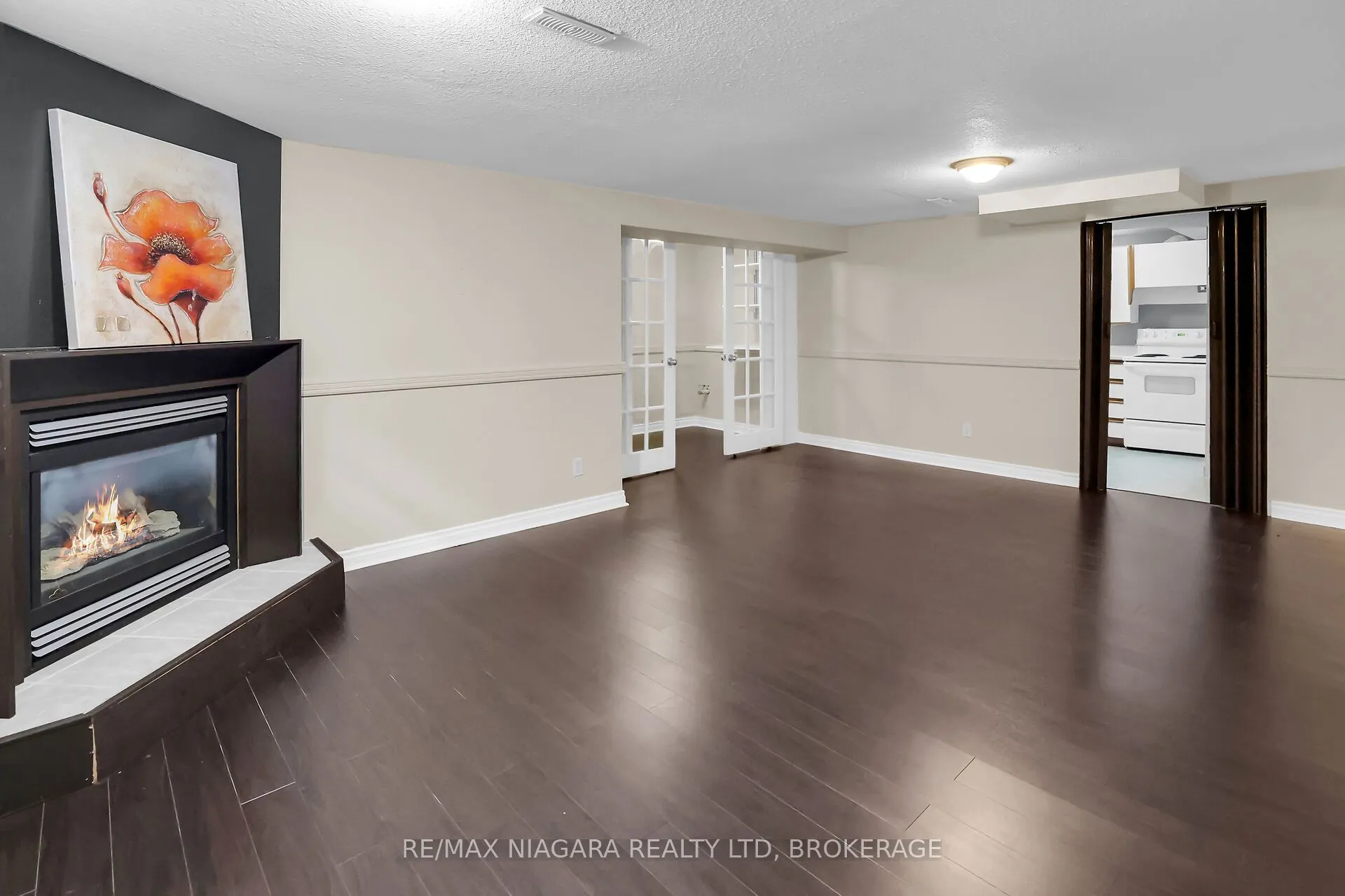 5993 Crimson Drive