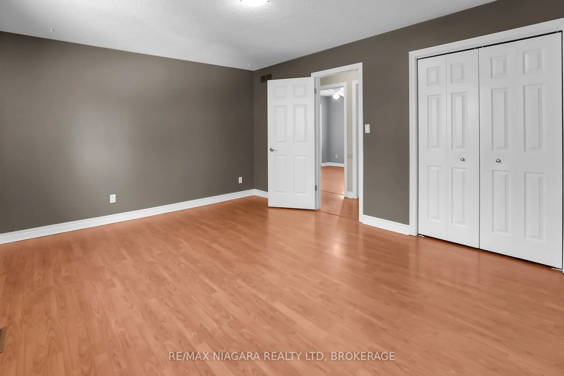 5993 Crimson Drive