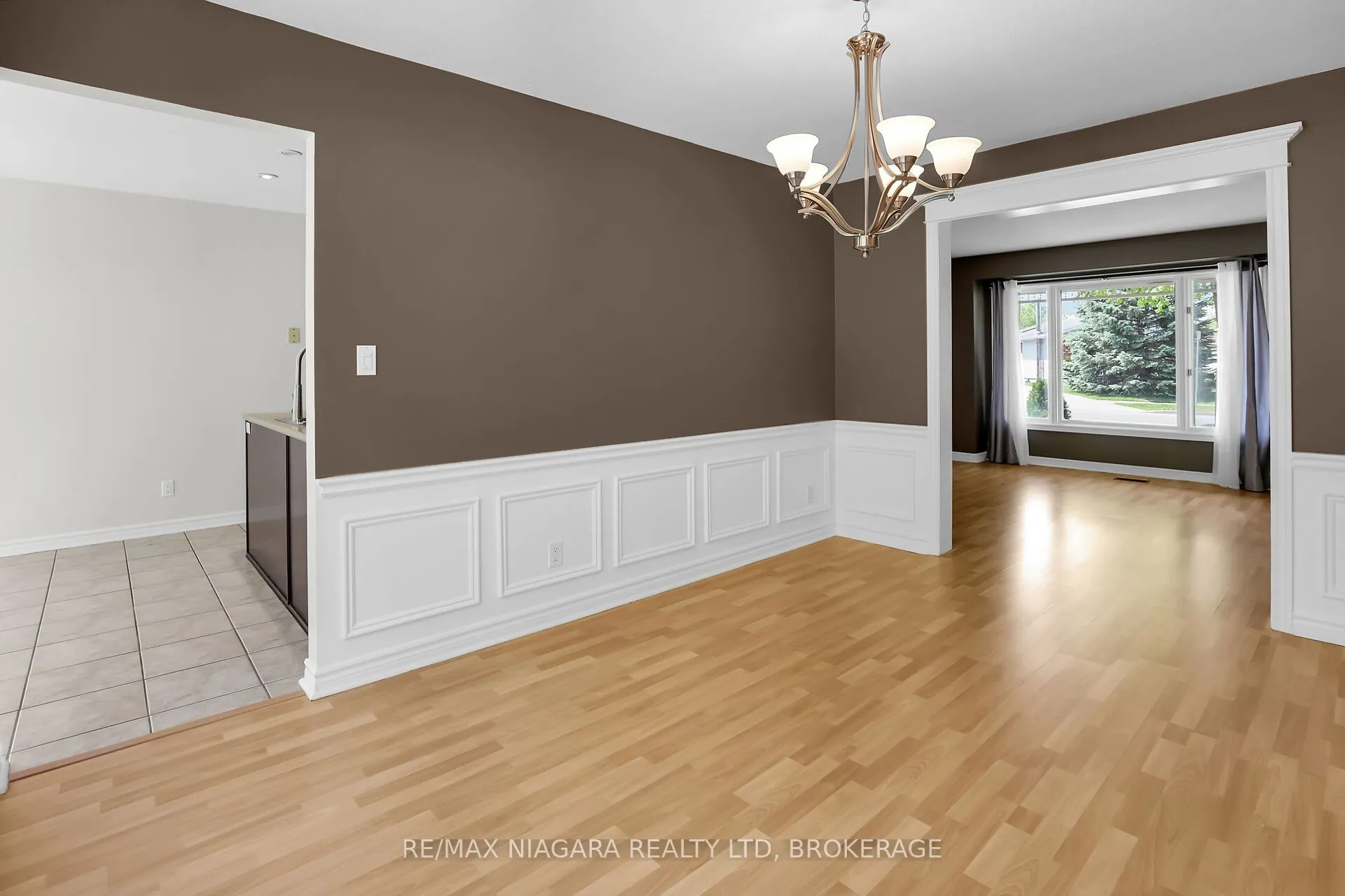 5993 Crimson Drive