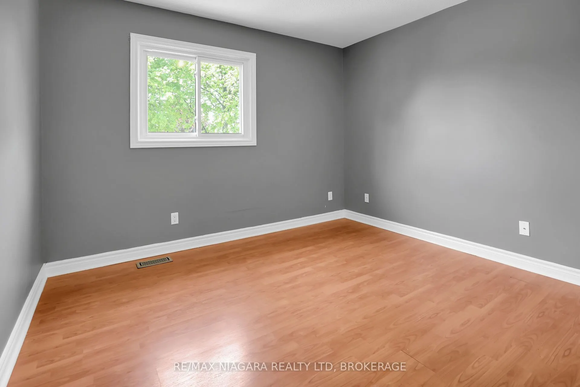 5993 Crimson Drive