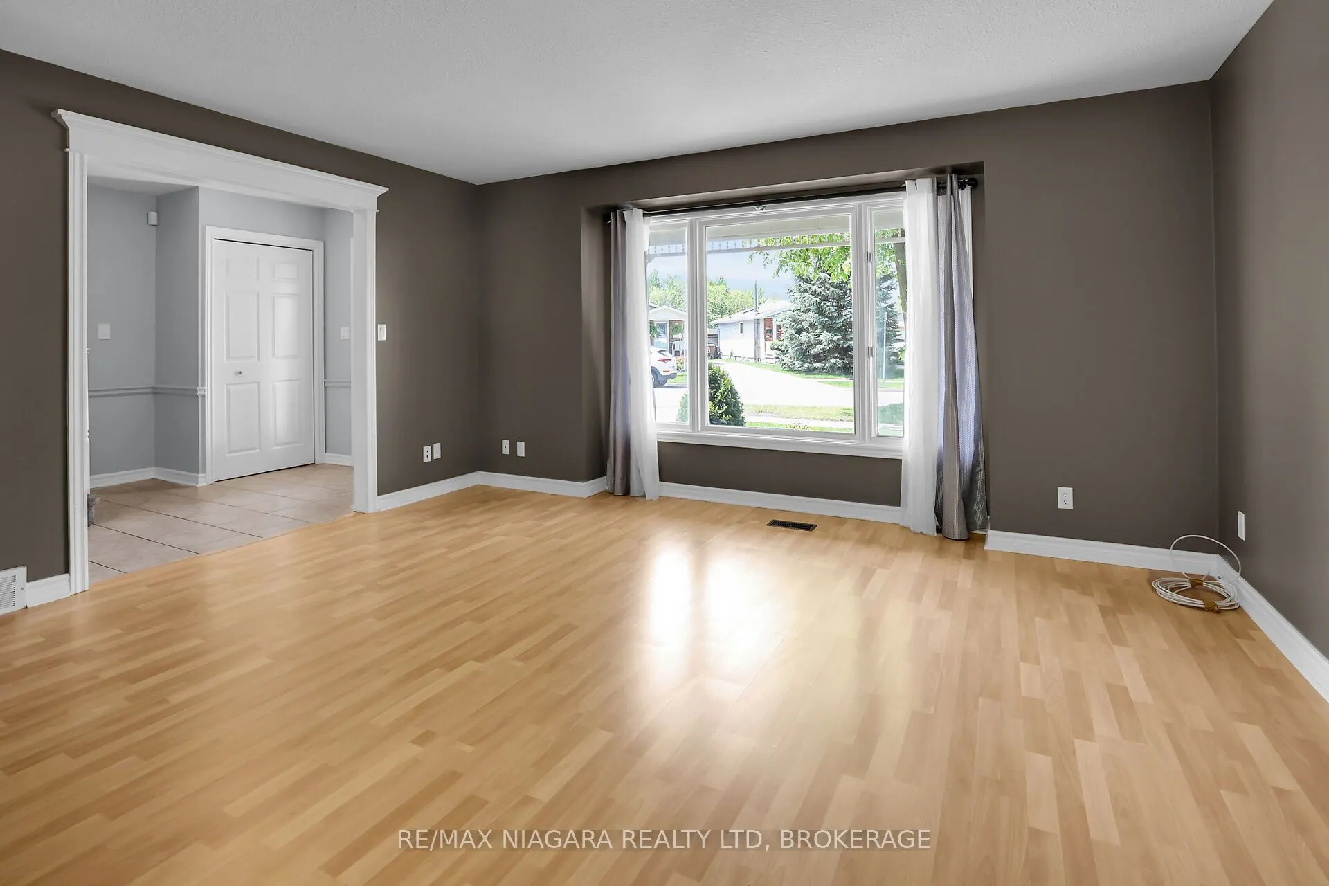 5993 Crimson Drive