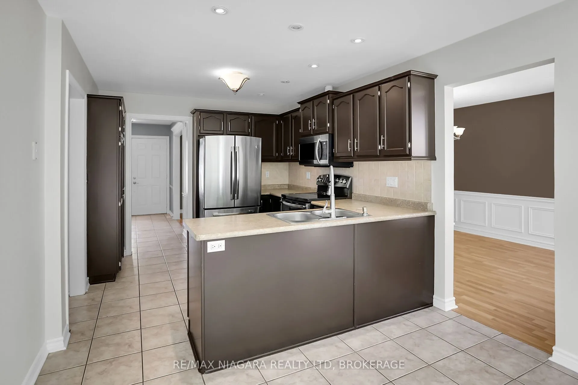 5993 Crimson Drive