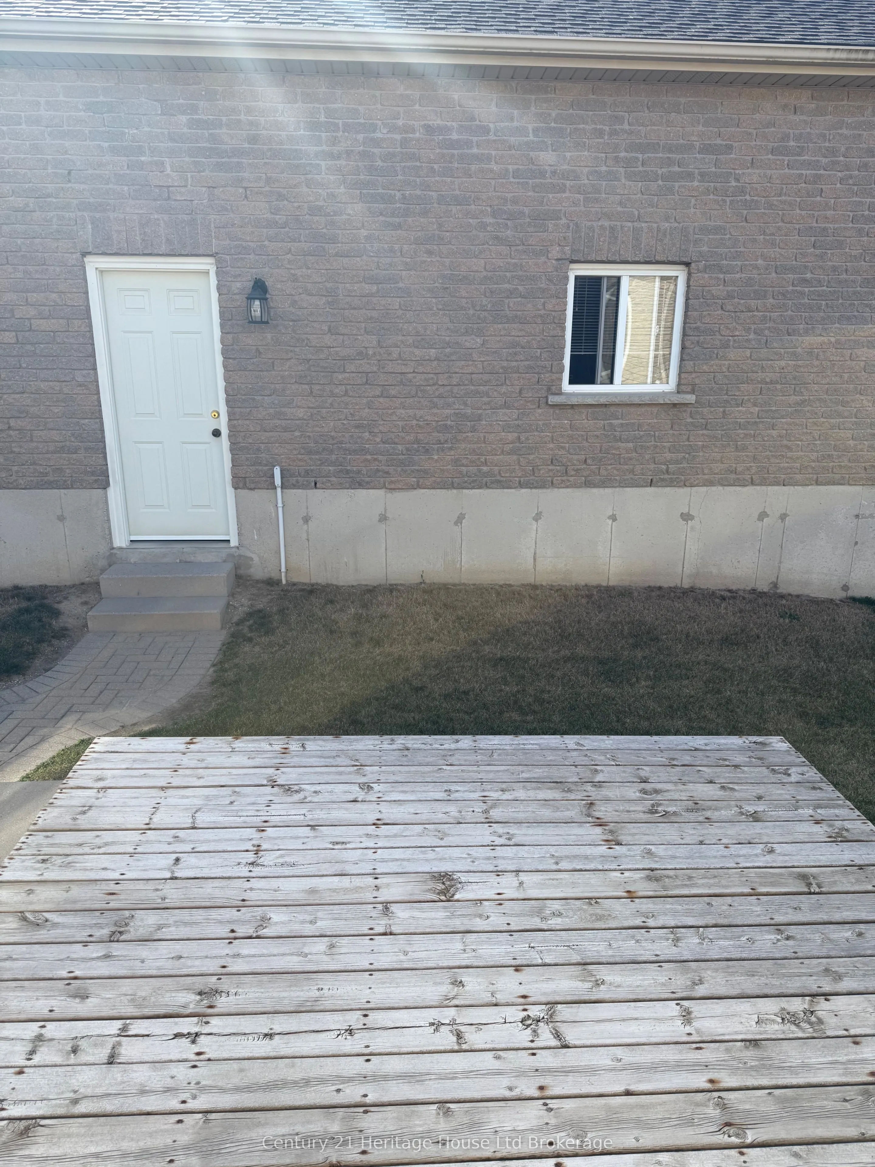 667 Southwood Way, #2