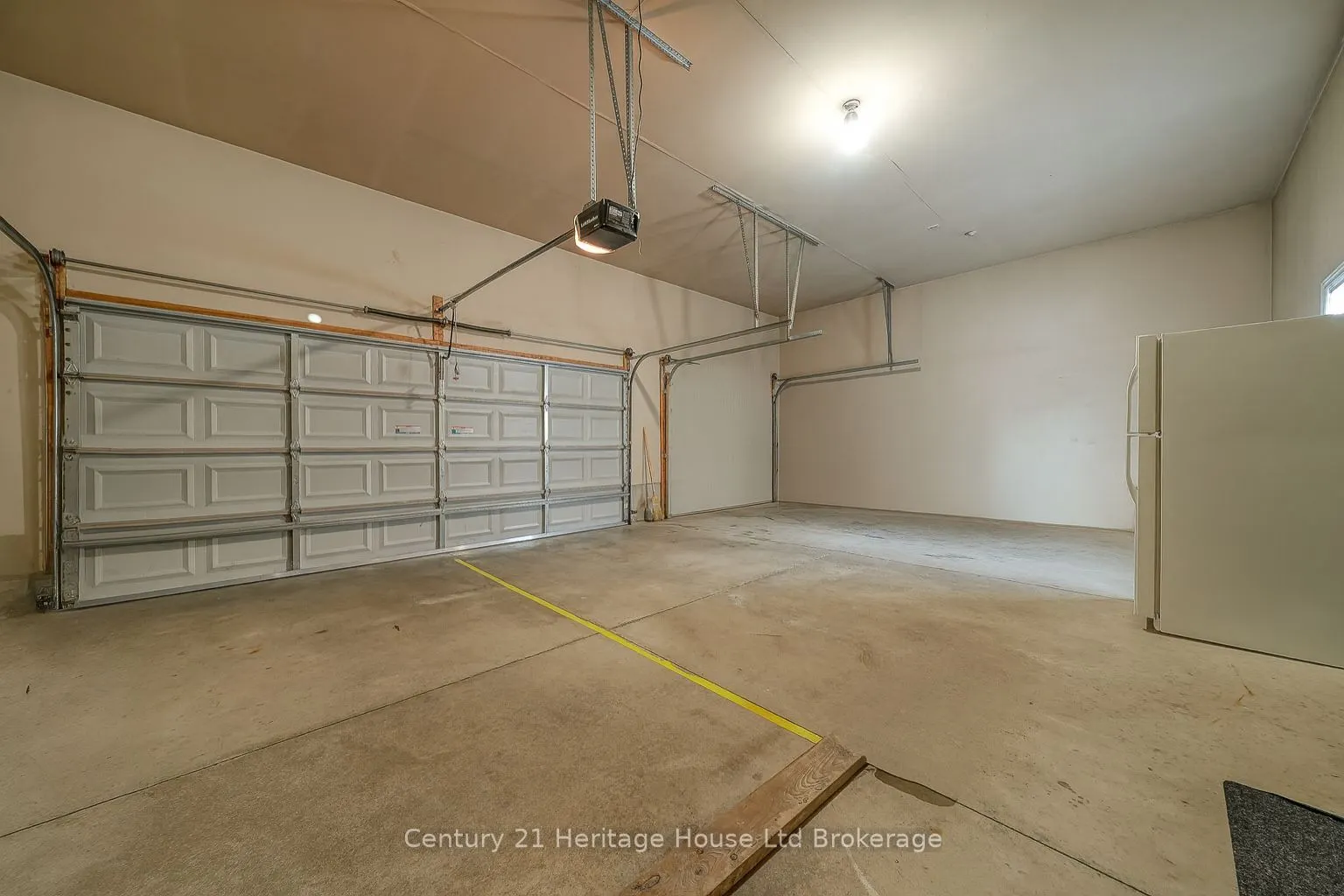 667 Southwood Way, #2