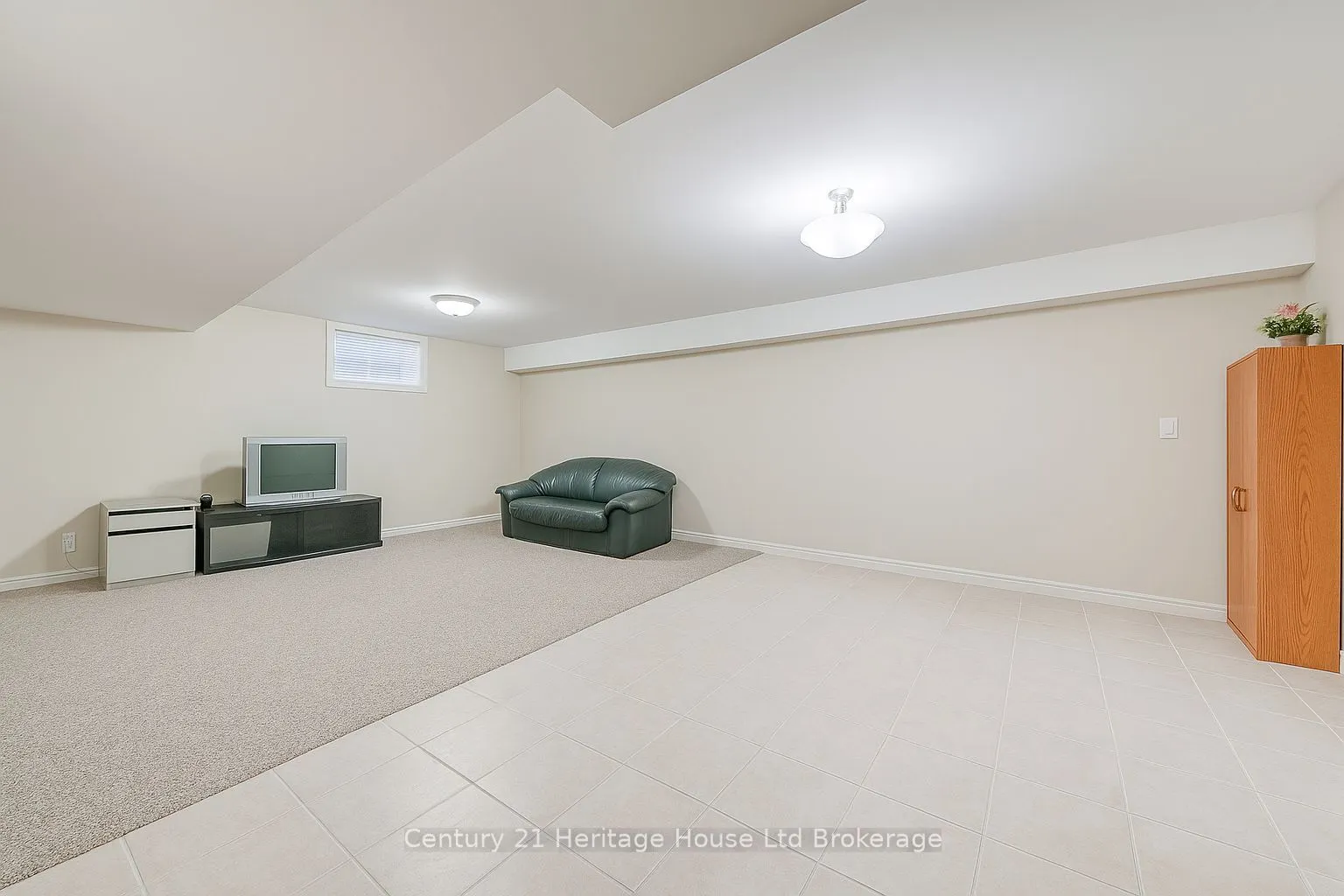 667 Southwood Way, #2