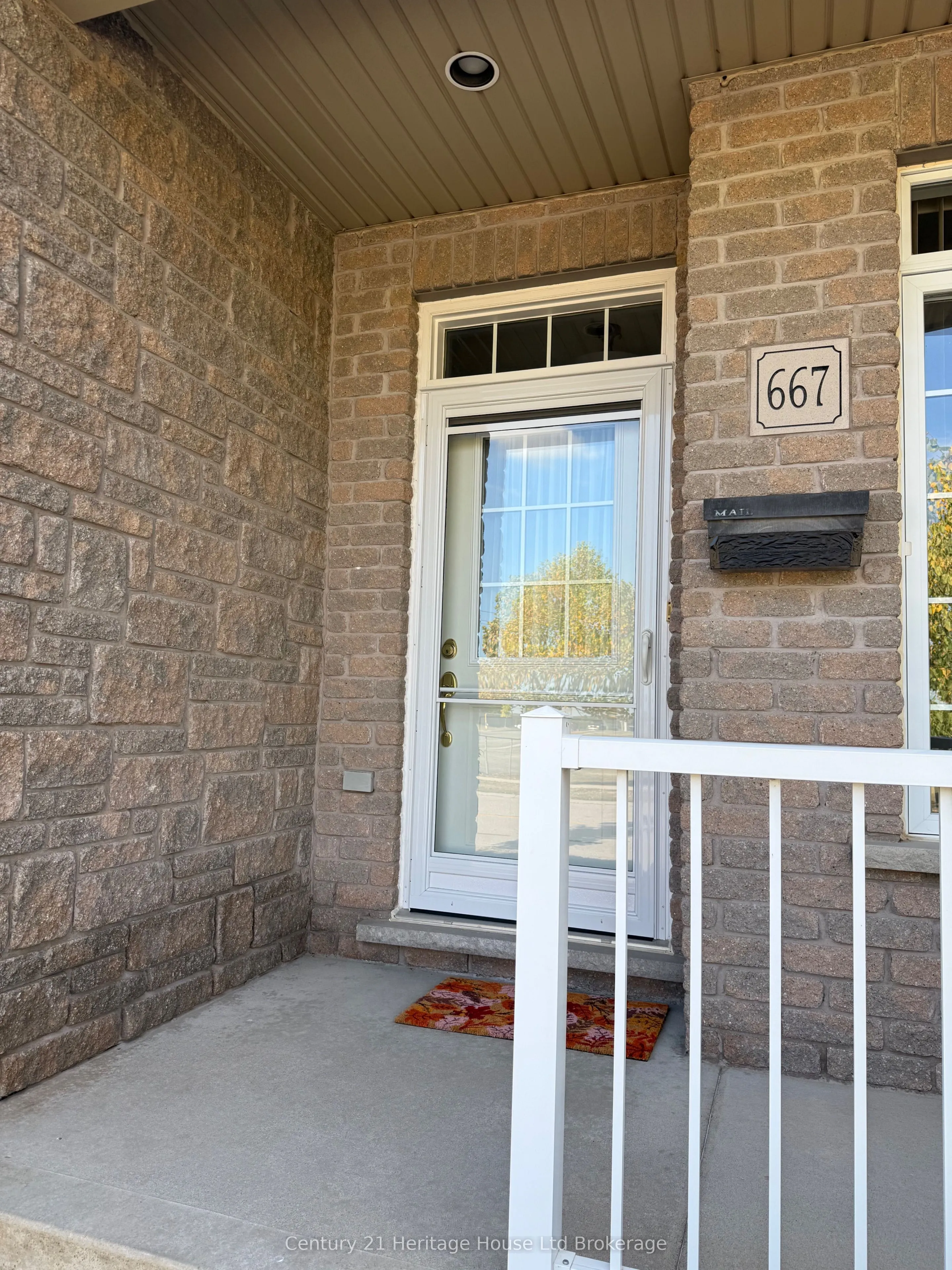 667 Southwood Way, #2