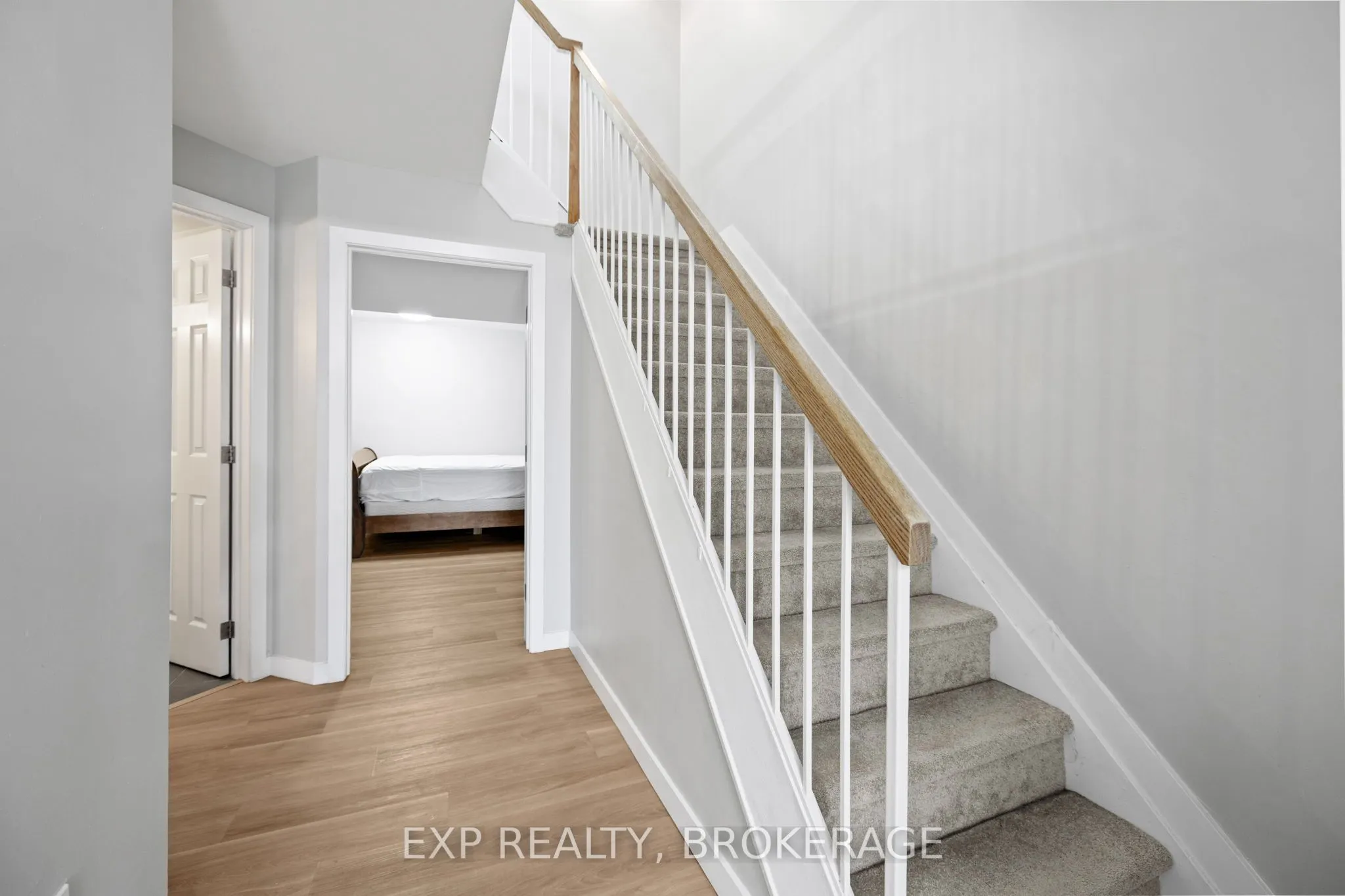 21 DURBIN Court, #11