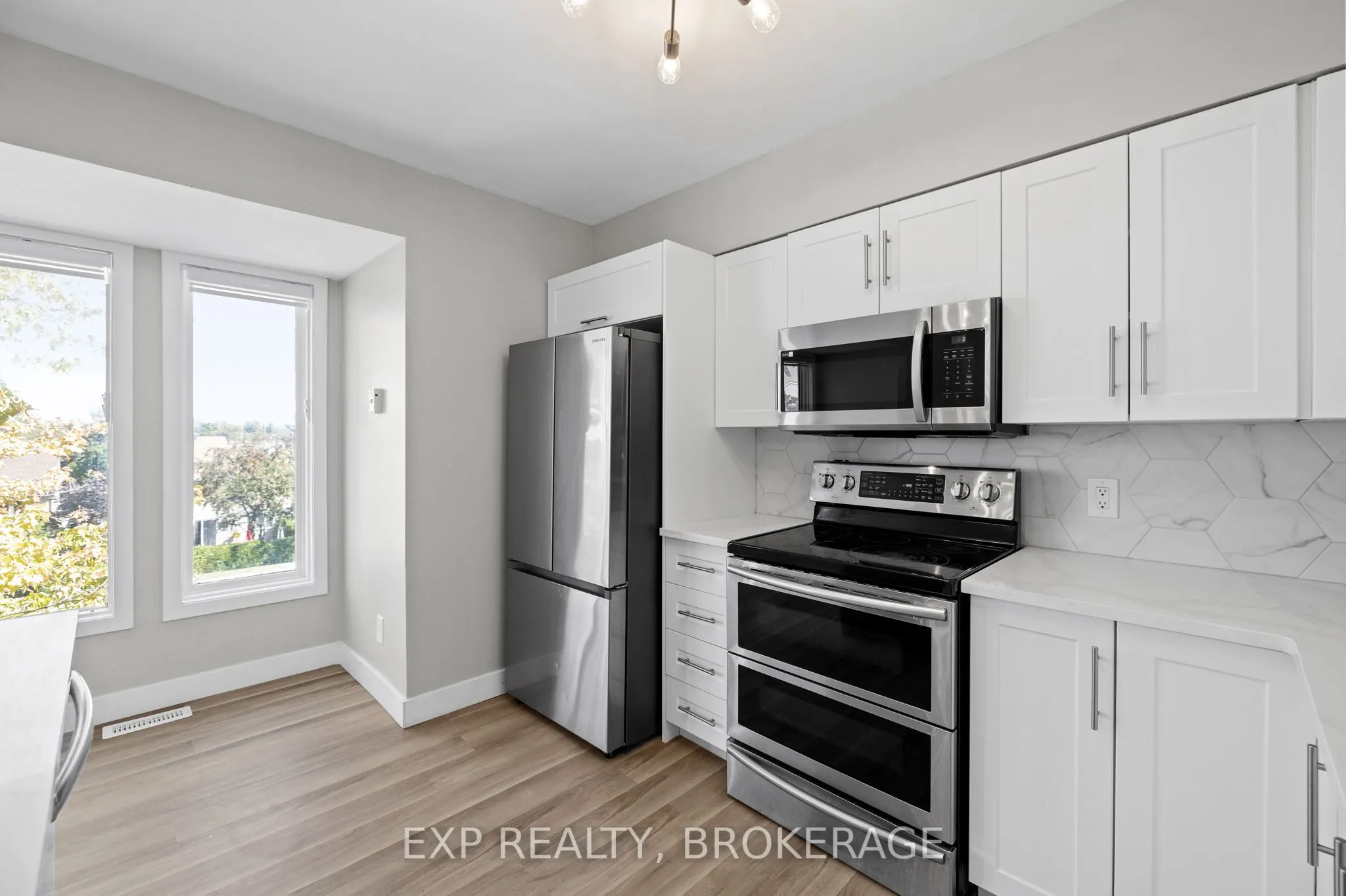 21 DURBIN Court, #11