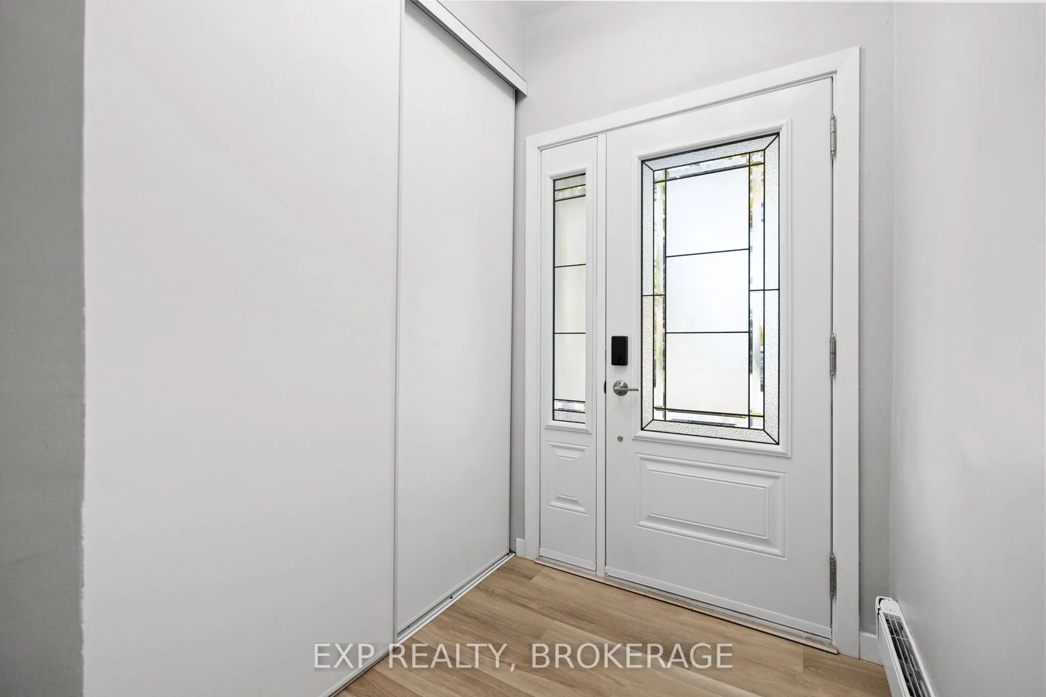 21 DURBIN Court, #11