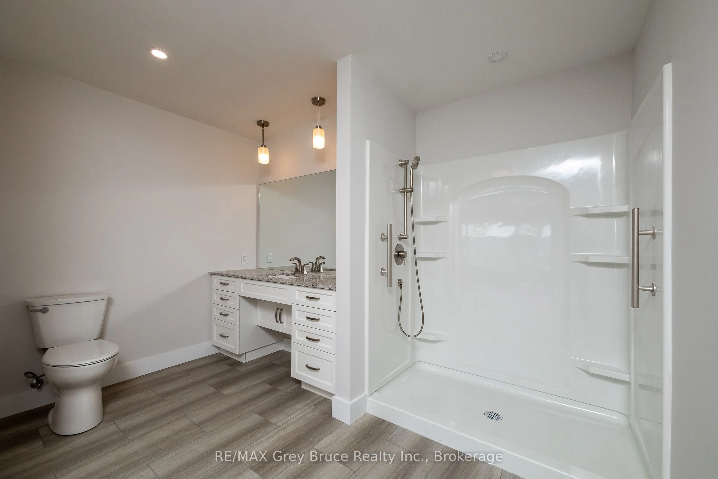 2347 3rd Avenue W, #21