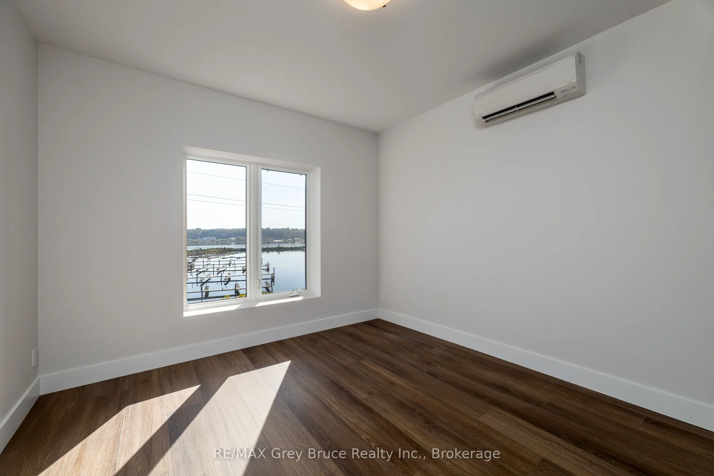 2347 3rd Avenue W, #21