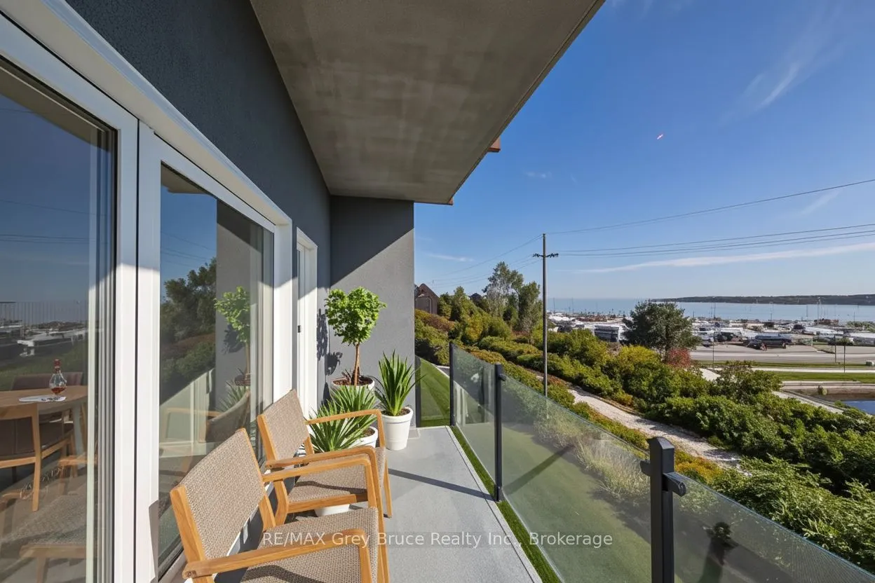 2347 3rd Avenue W, #21
