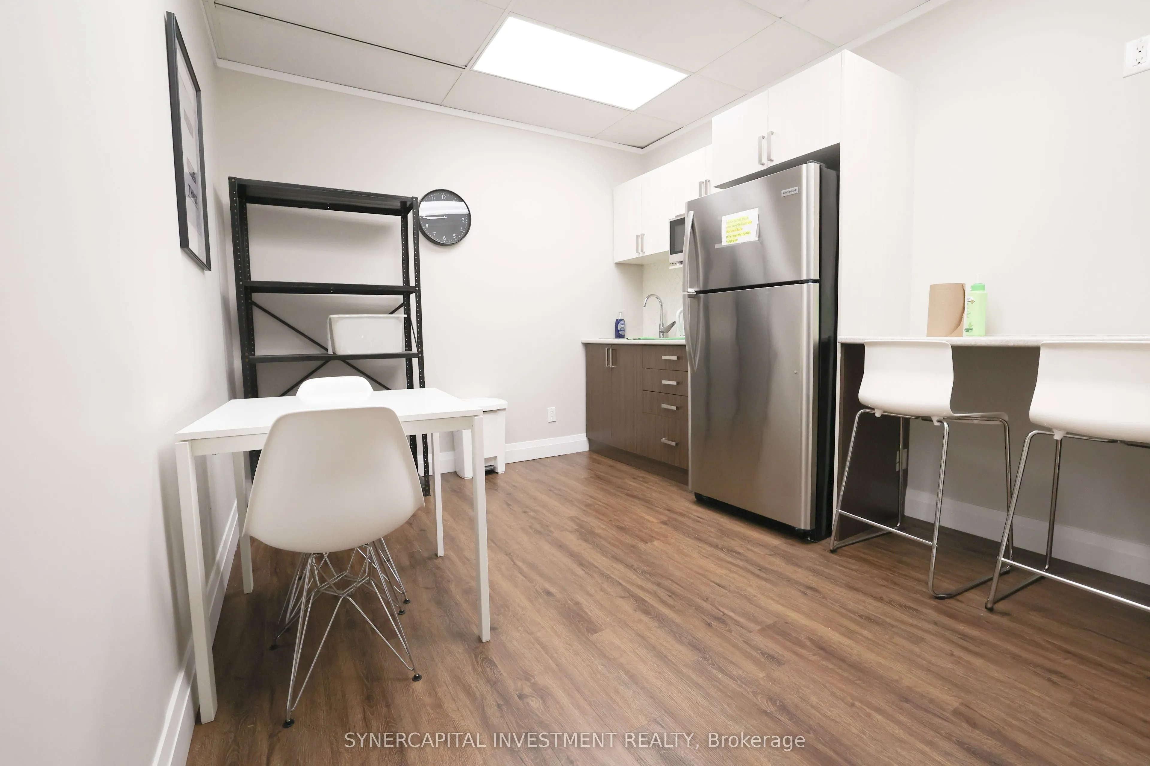 1376 Bank Street, #417B