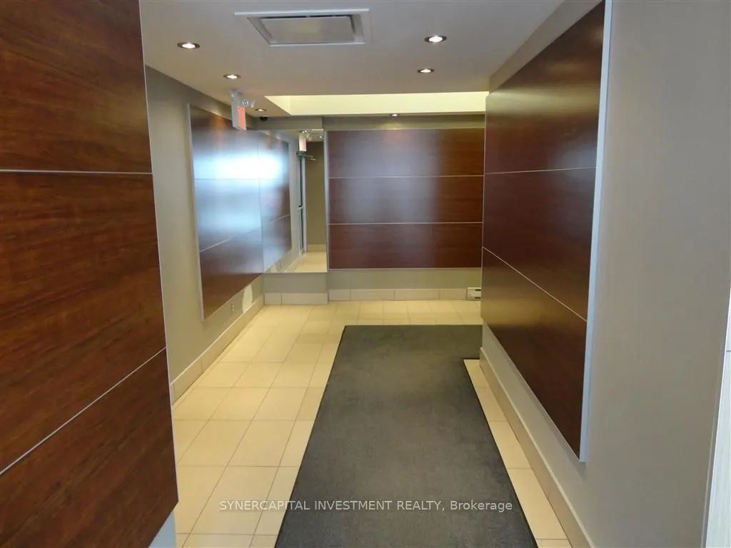 1376 Bank Street, #417B